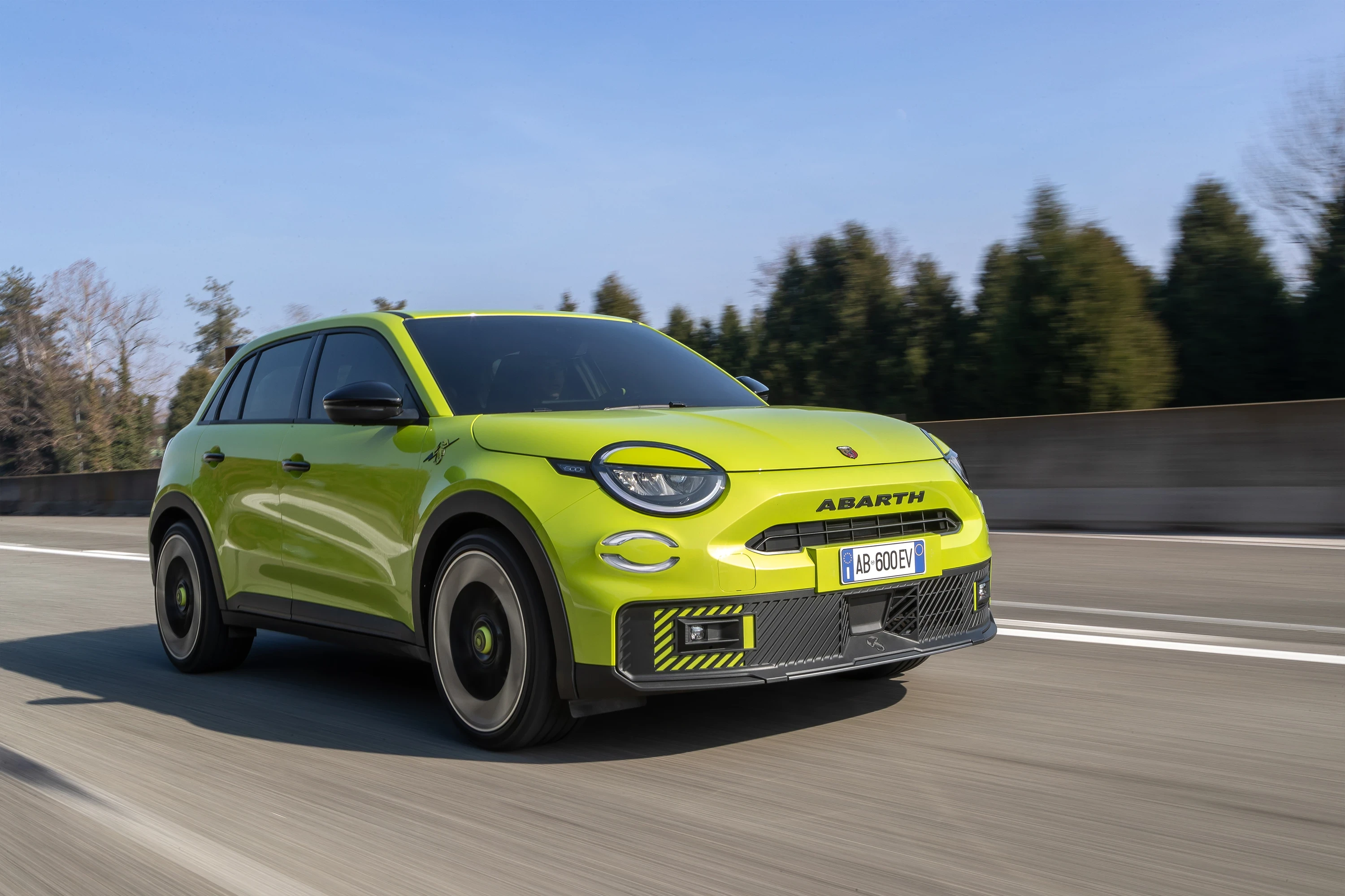 Abarth 600e Turismo exterior view