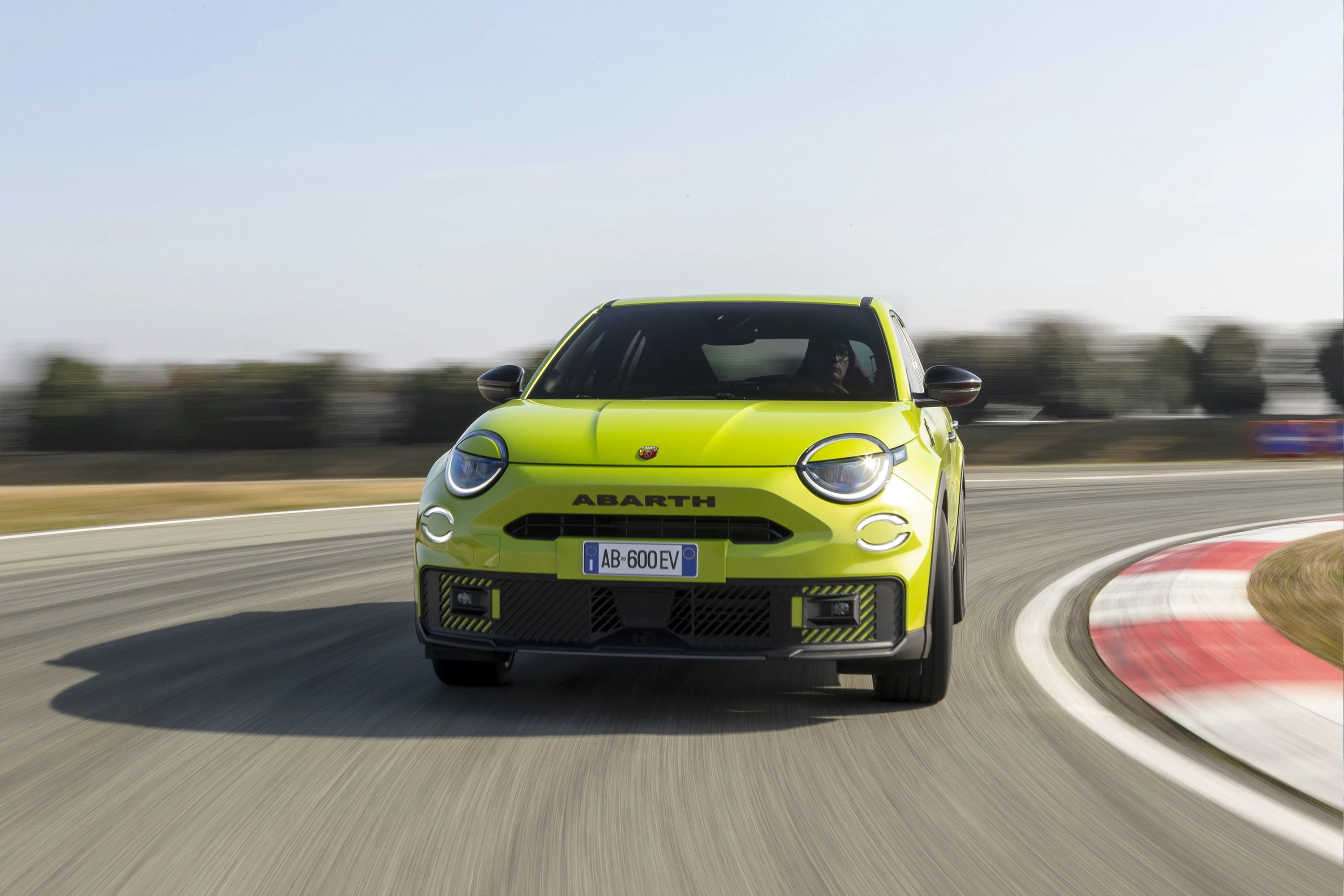 Abarth 600e Turismo exterior view