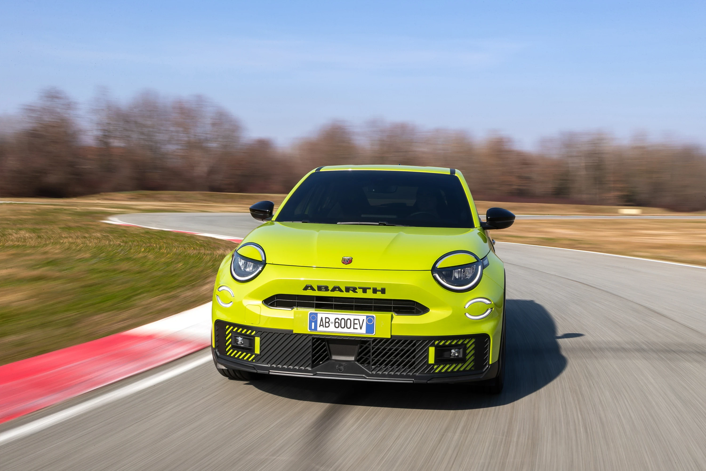 Abarth 600e Turismo exterior view