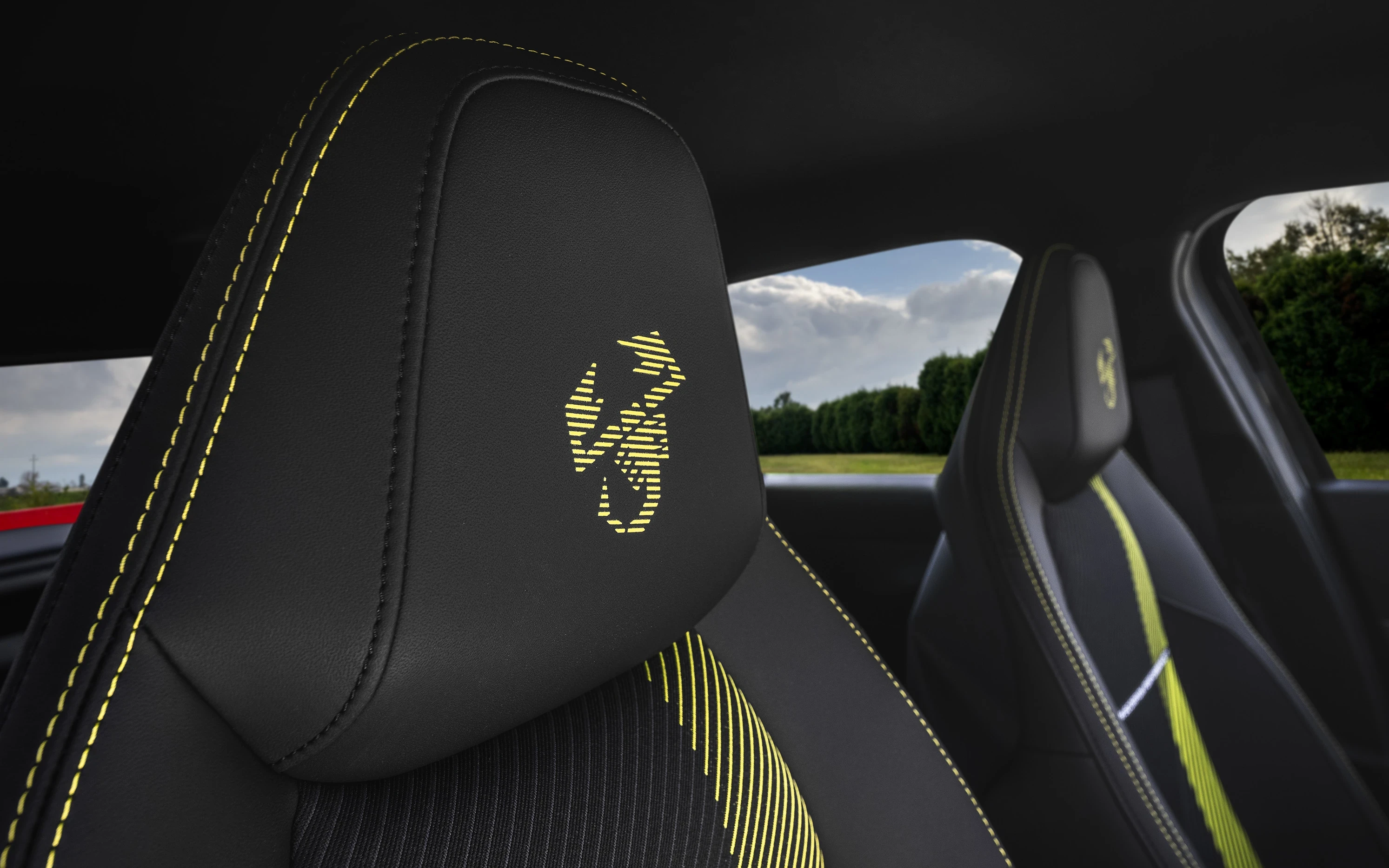 Abarth 600e Turismo details view