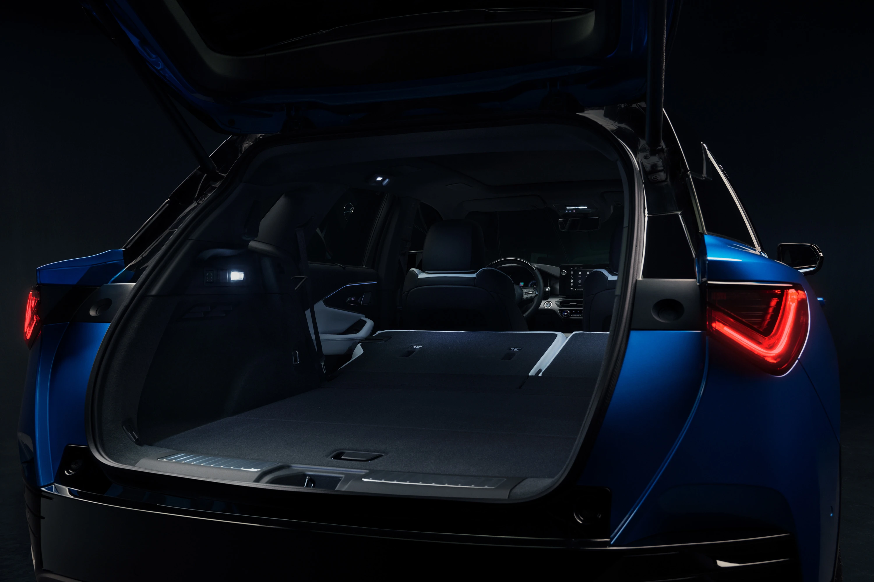 Acura ZDX A-Spec AWD trunk view