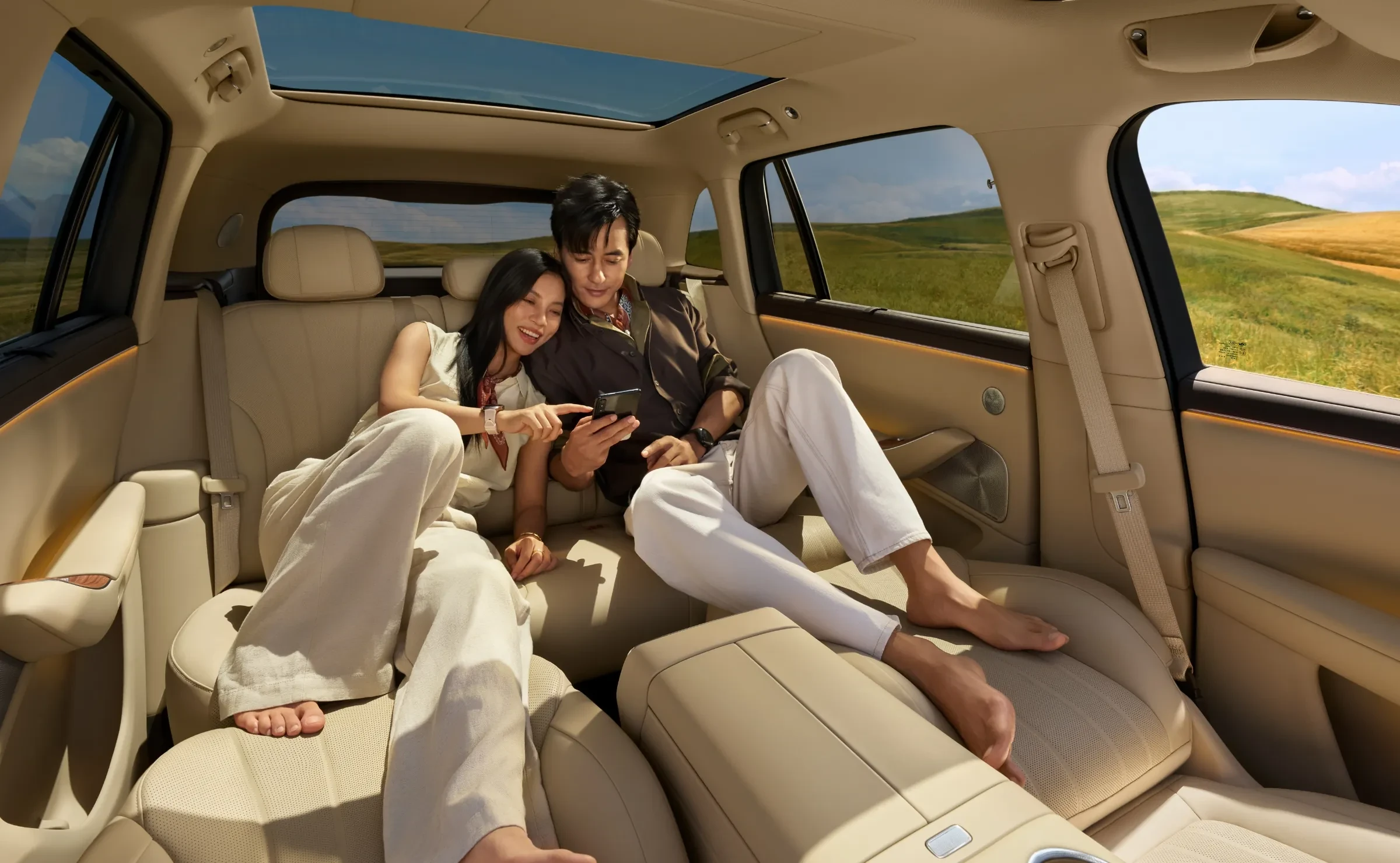 AITO M7 AWD interior view