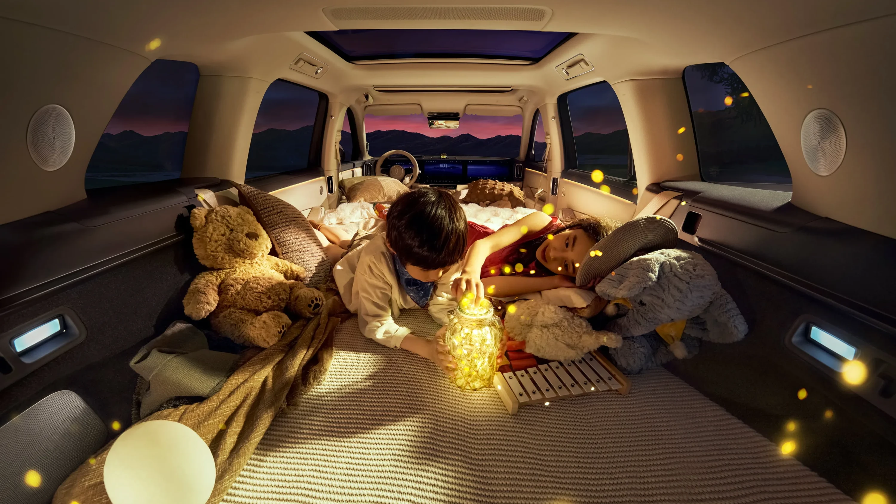 AITO M8 AWD interior view