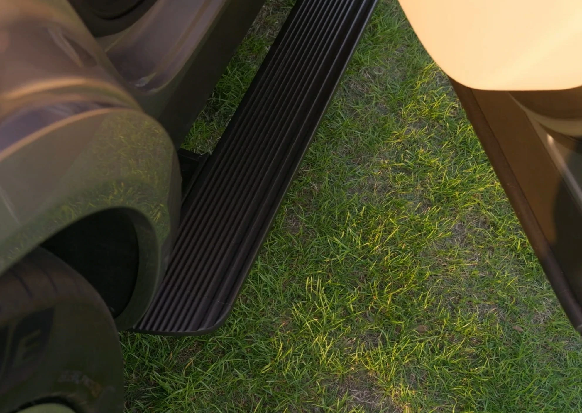 AITO M8 AWD details view