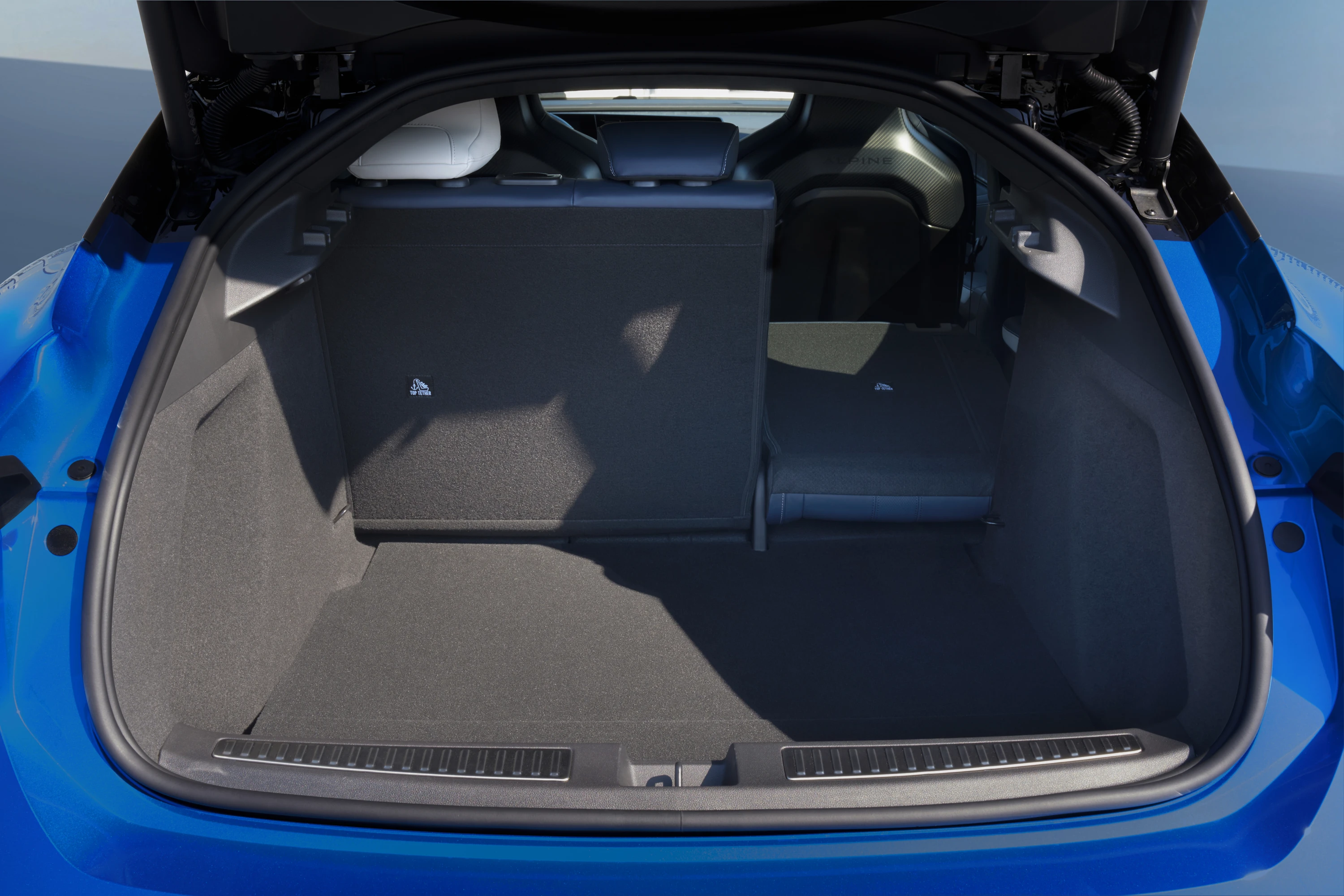 Alpine A390 GT frunk view