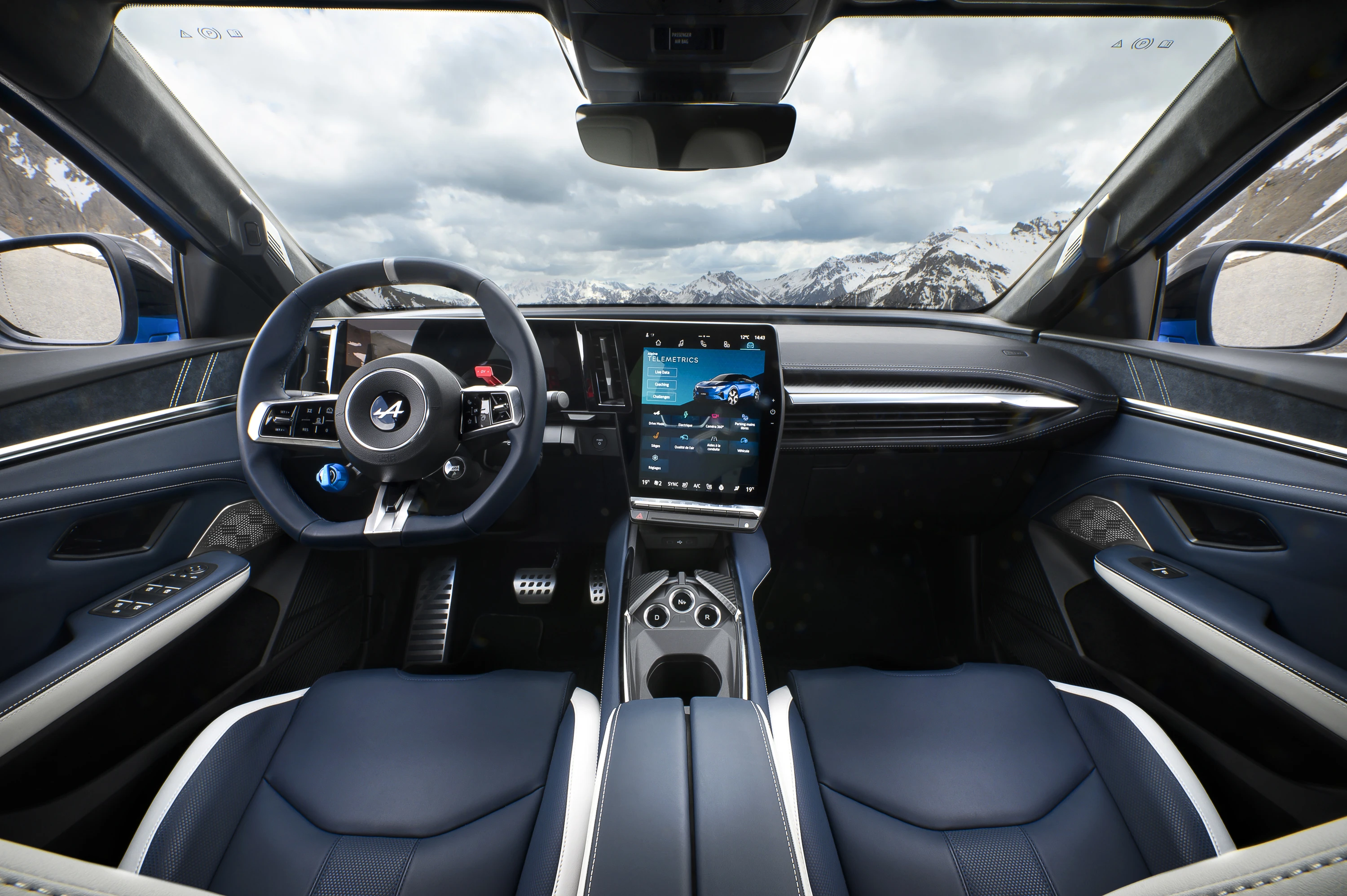 Alpine A390 GT interior view