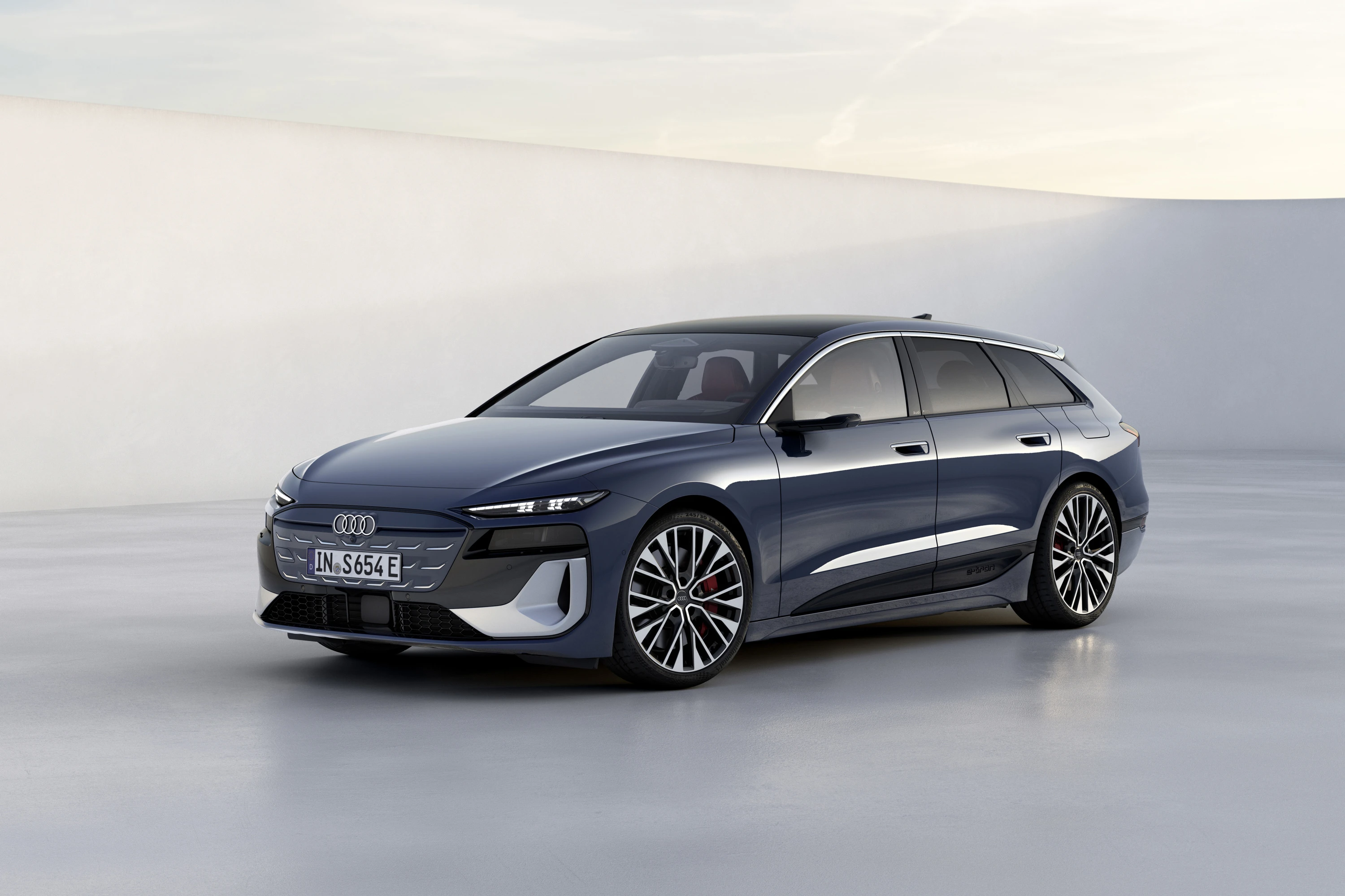 Audi S6 Avant e-tron electric vehicle