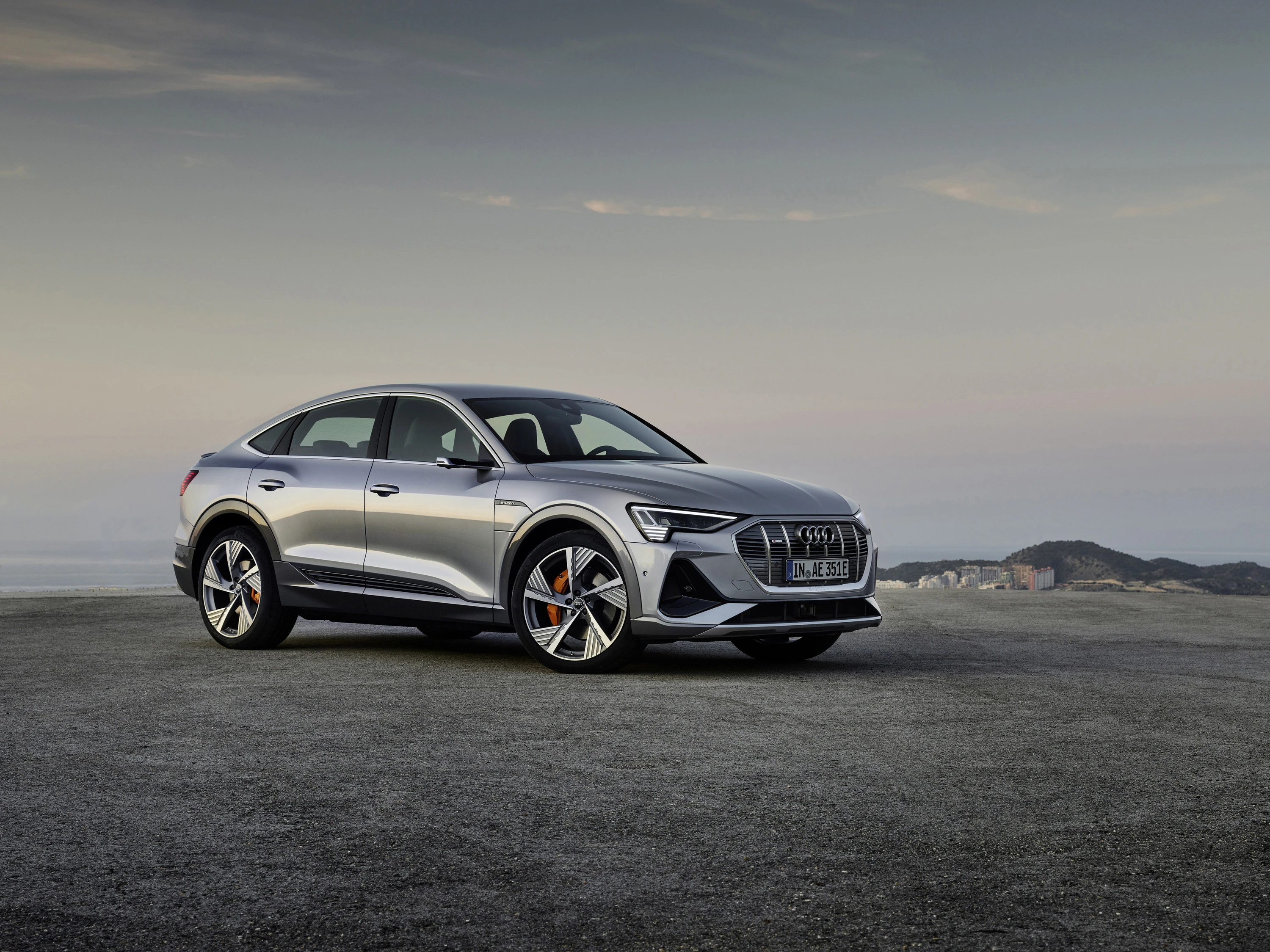 Audi e-tron 50 Sportback exterior view