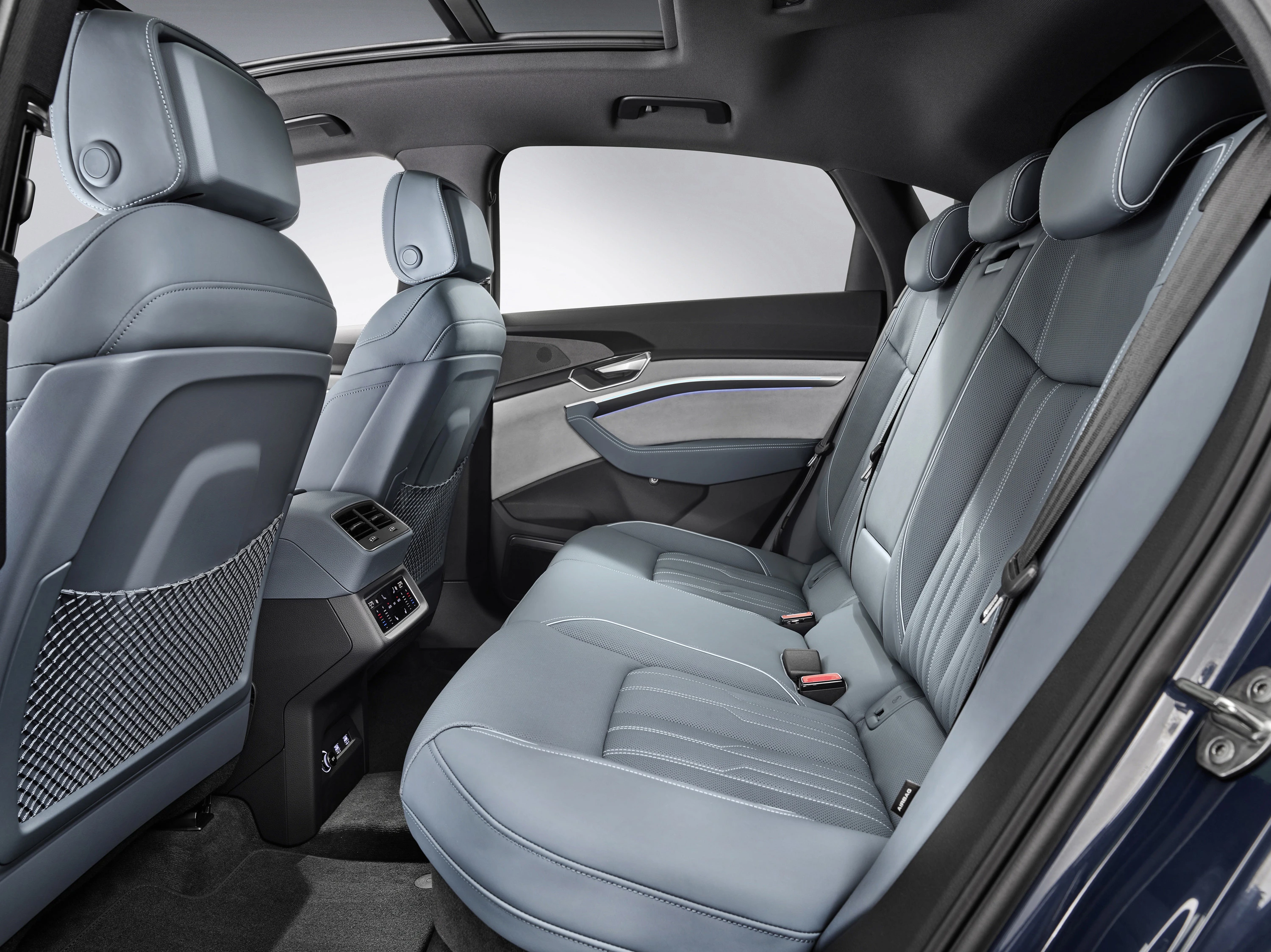 Audi e-tron 50 Sportback secondrowseats view