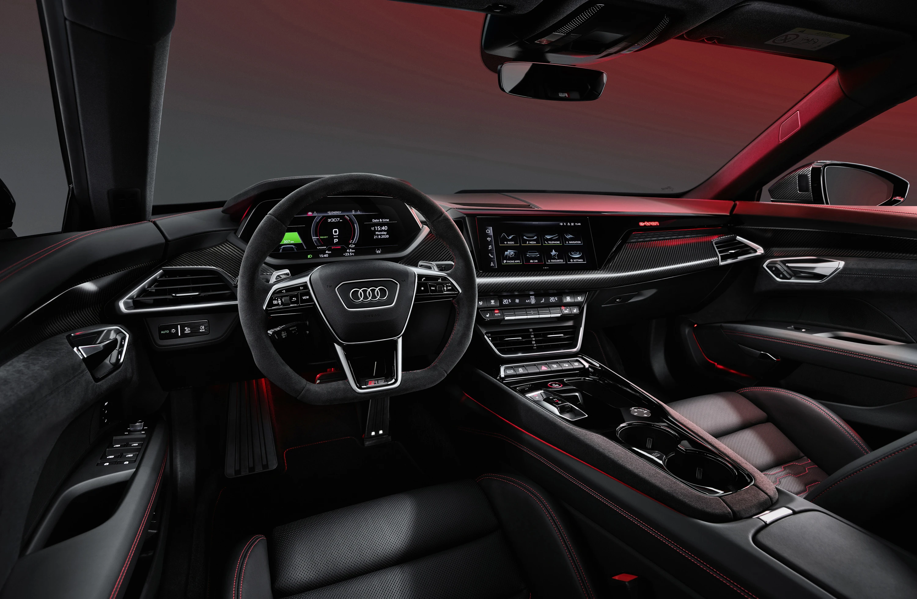 Audi RS e-tron GT (GEN1) interior view
