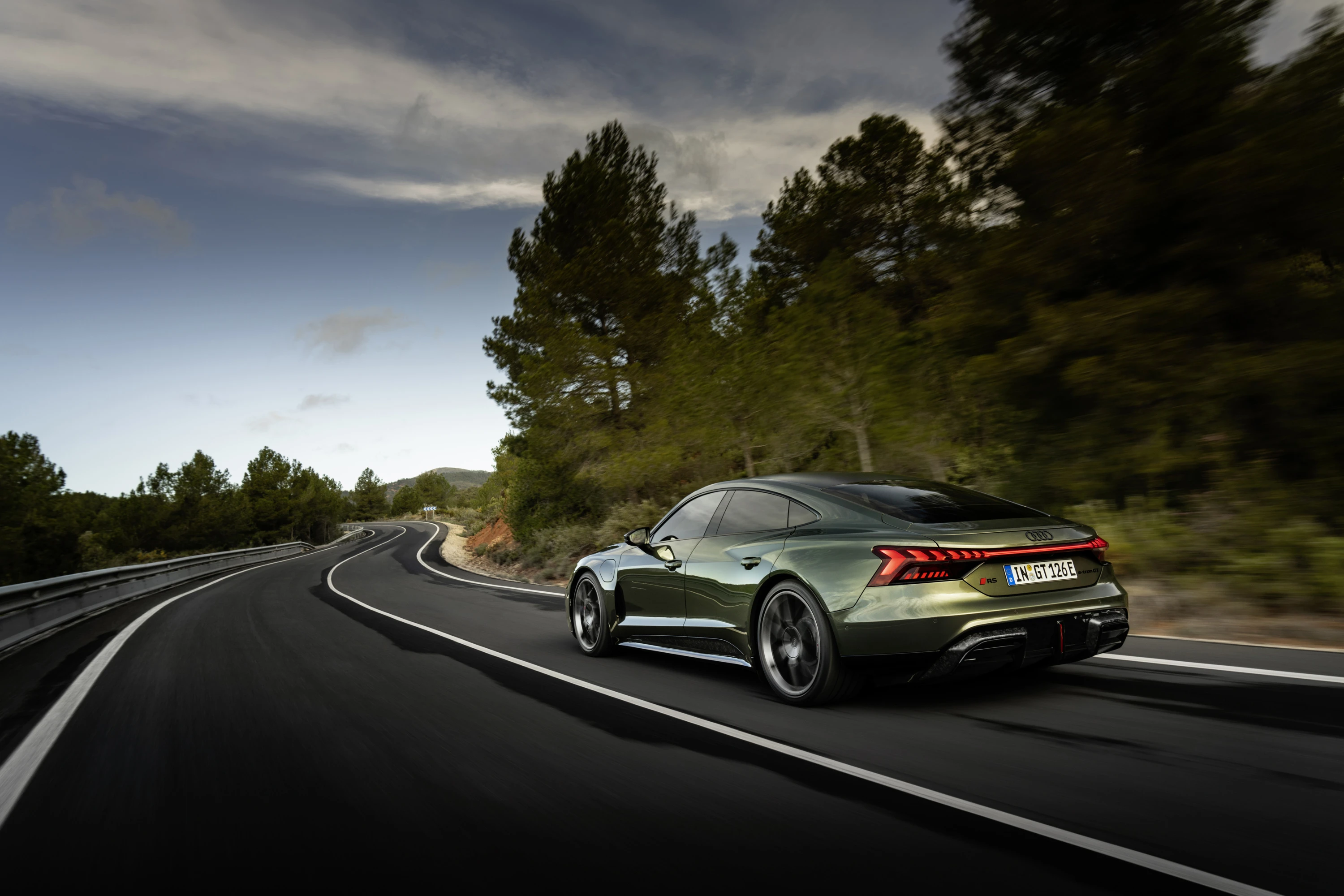 Audi RS e-tron GT performance exterior view