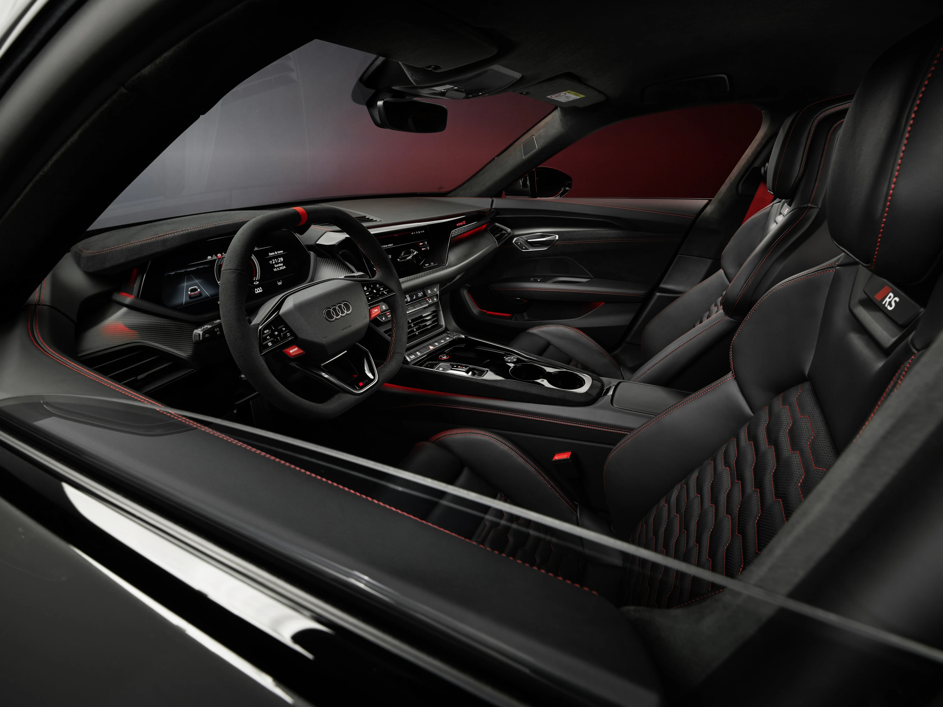 Audi RS e-tron GT performance frontseats view