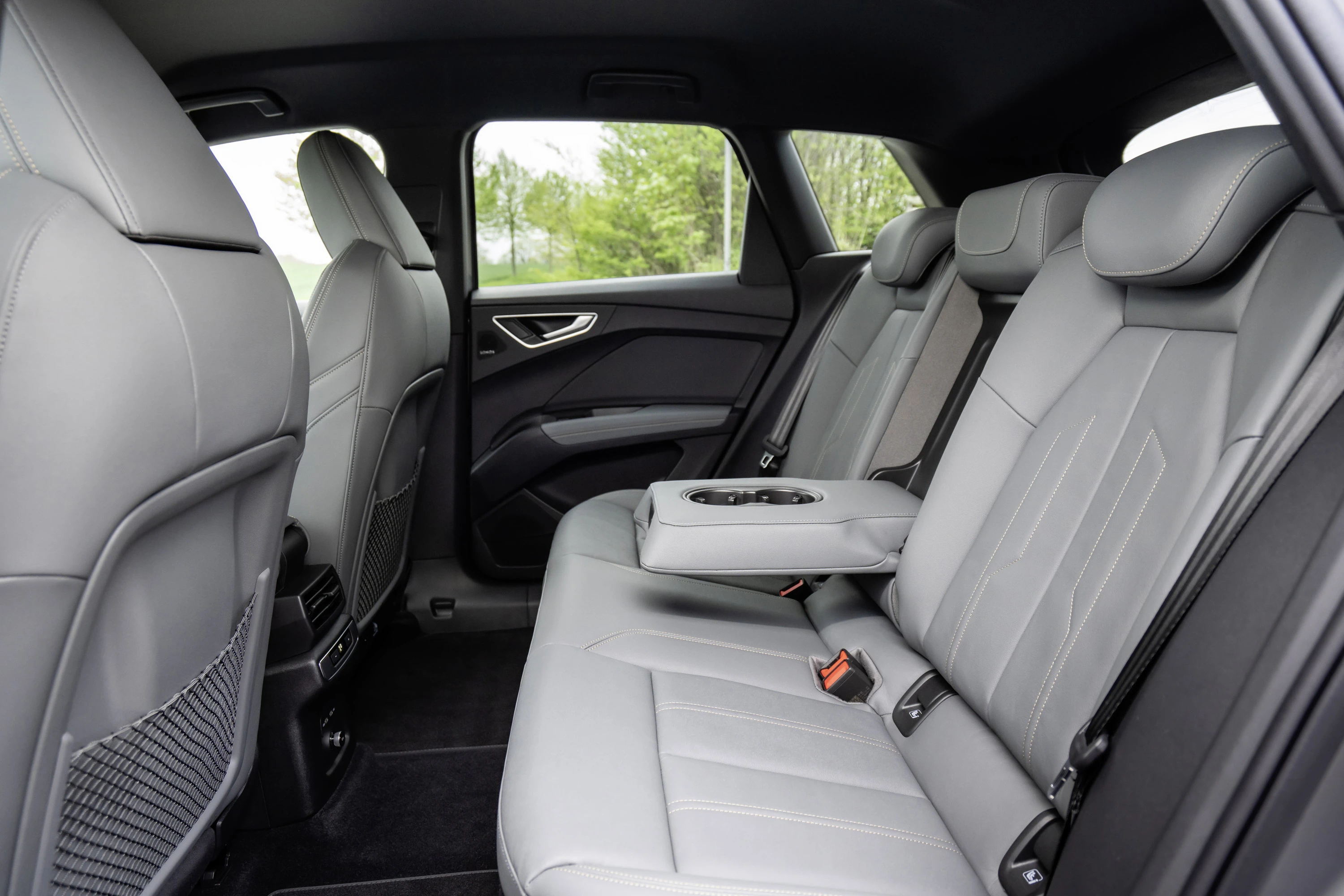 Audi Q4 55 e-tron quattro secondrowseats view