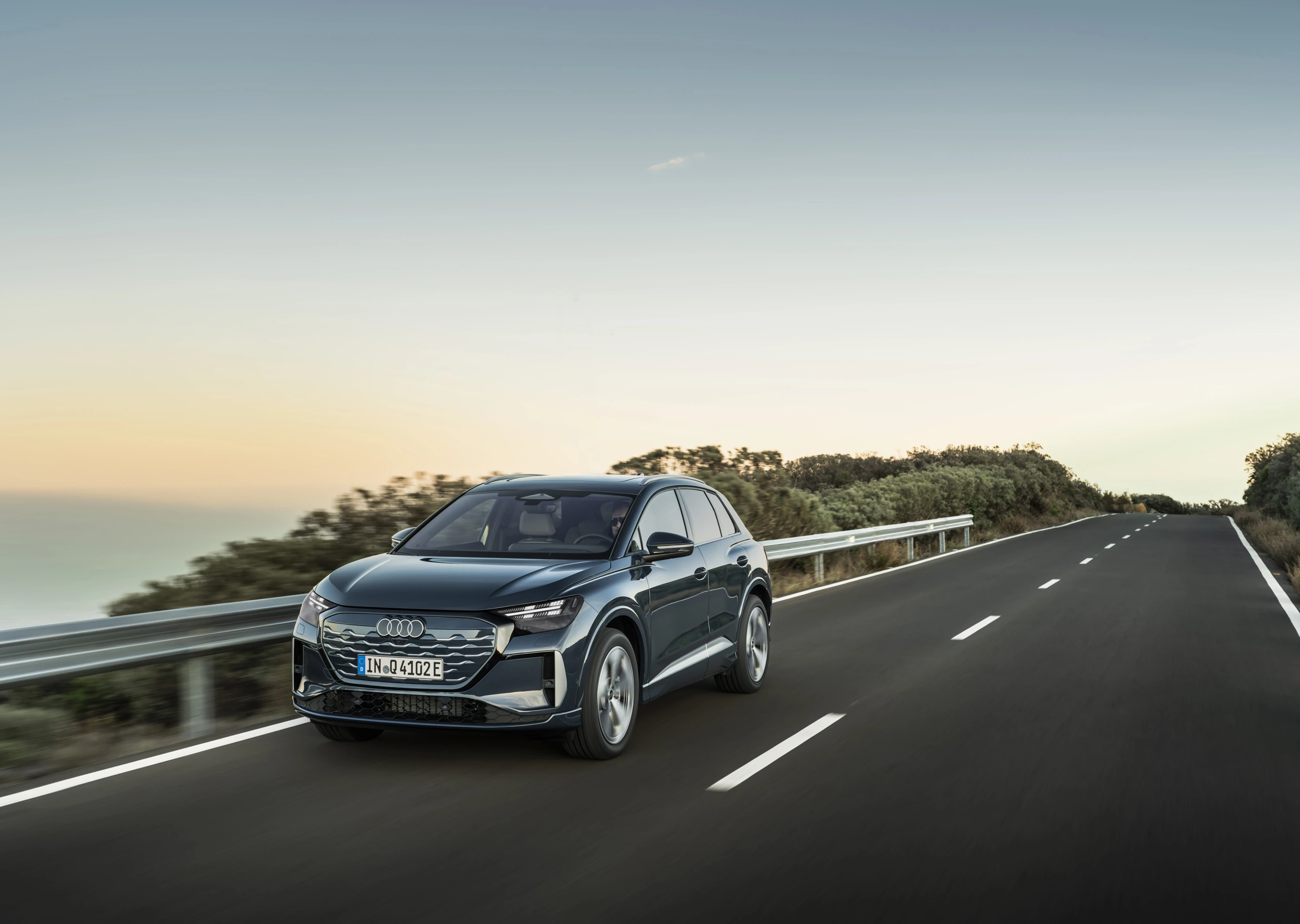 Audi Q4 e-tron performance exterior view