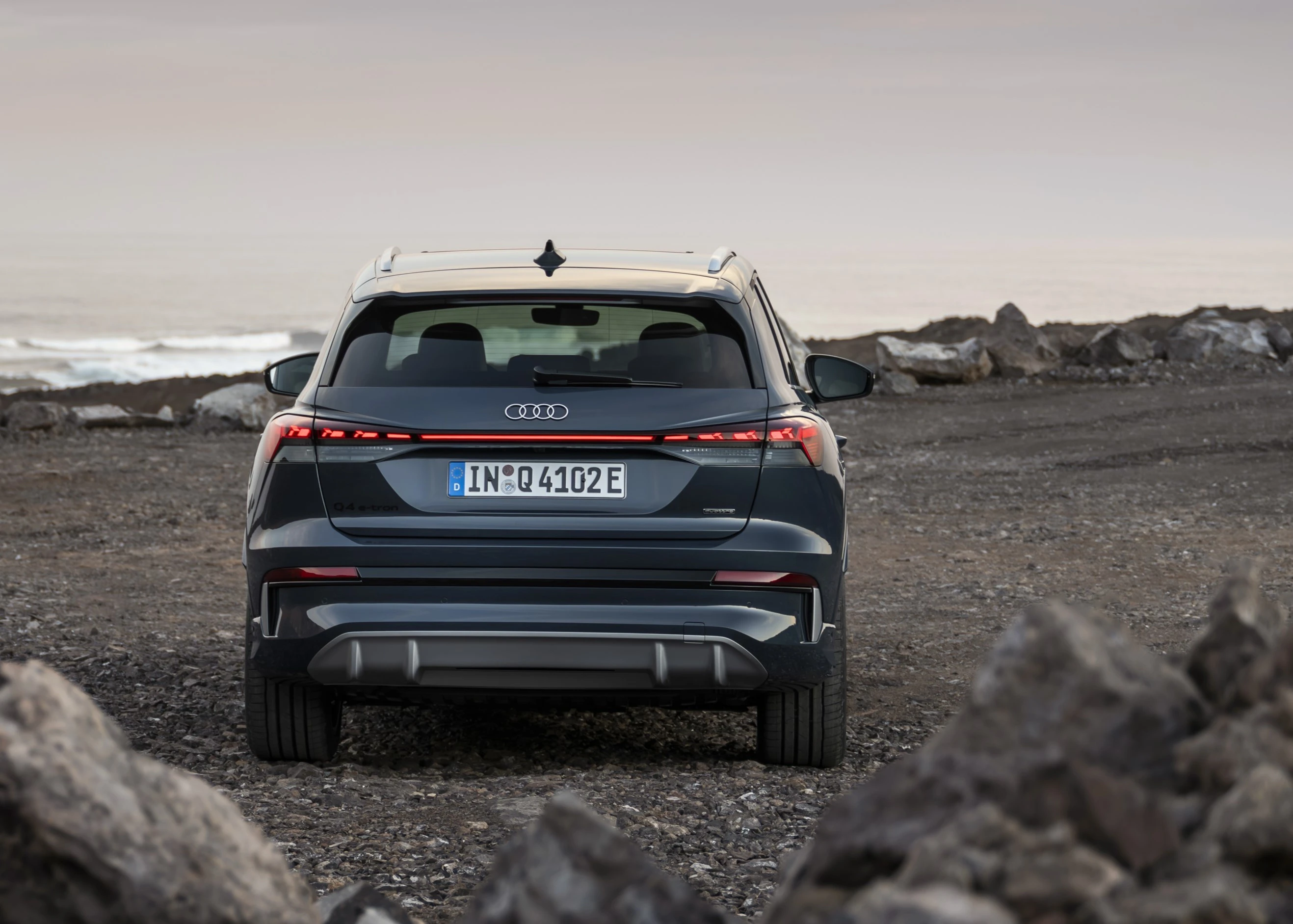 Audi Q4 e-tron quattro performance exterior view