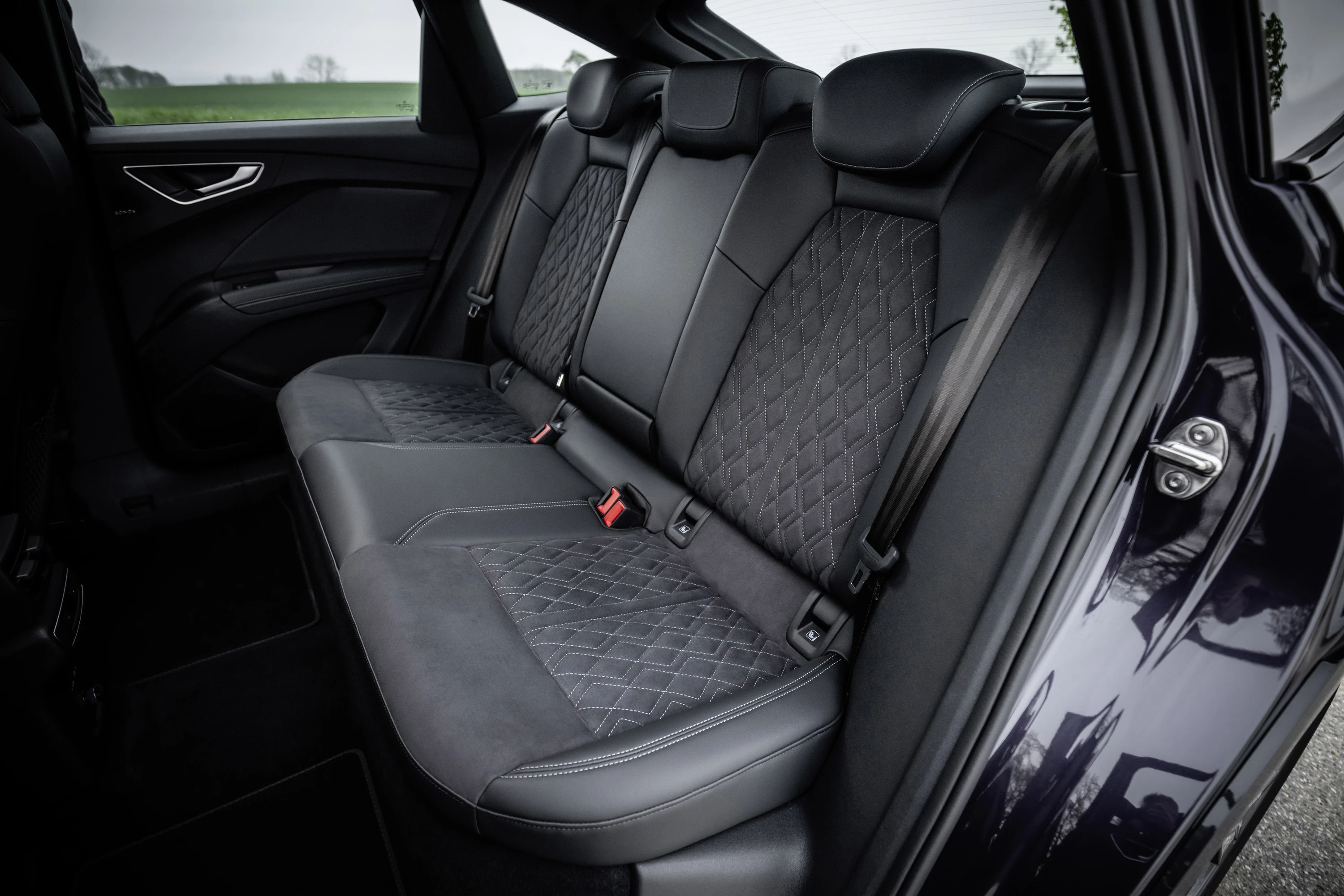 Audi Q4 Sportback 40 e-tron secondrowseats view