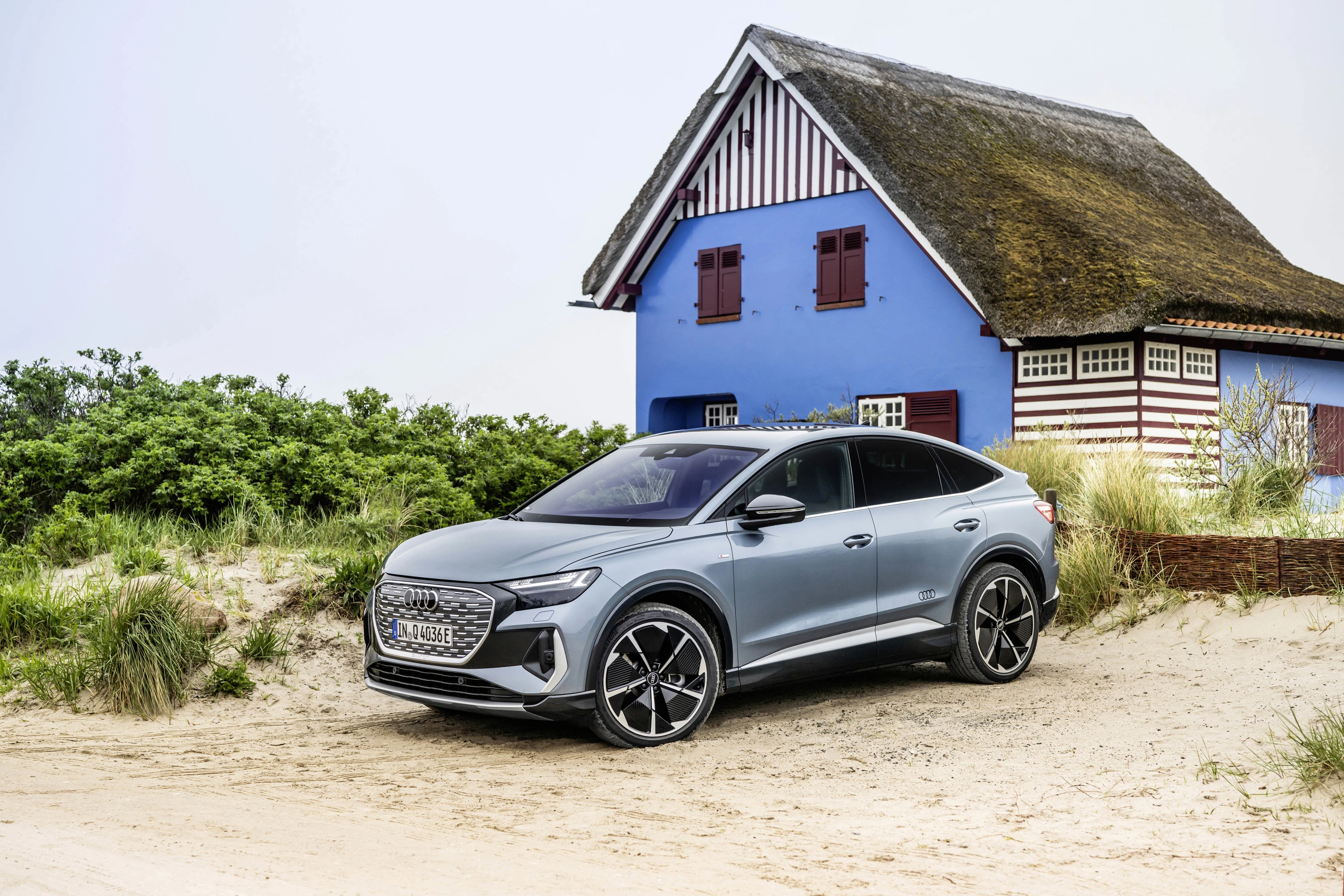 Audi Q4 Sportback 45 e-tron exterior view