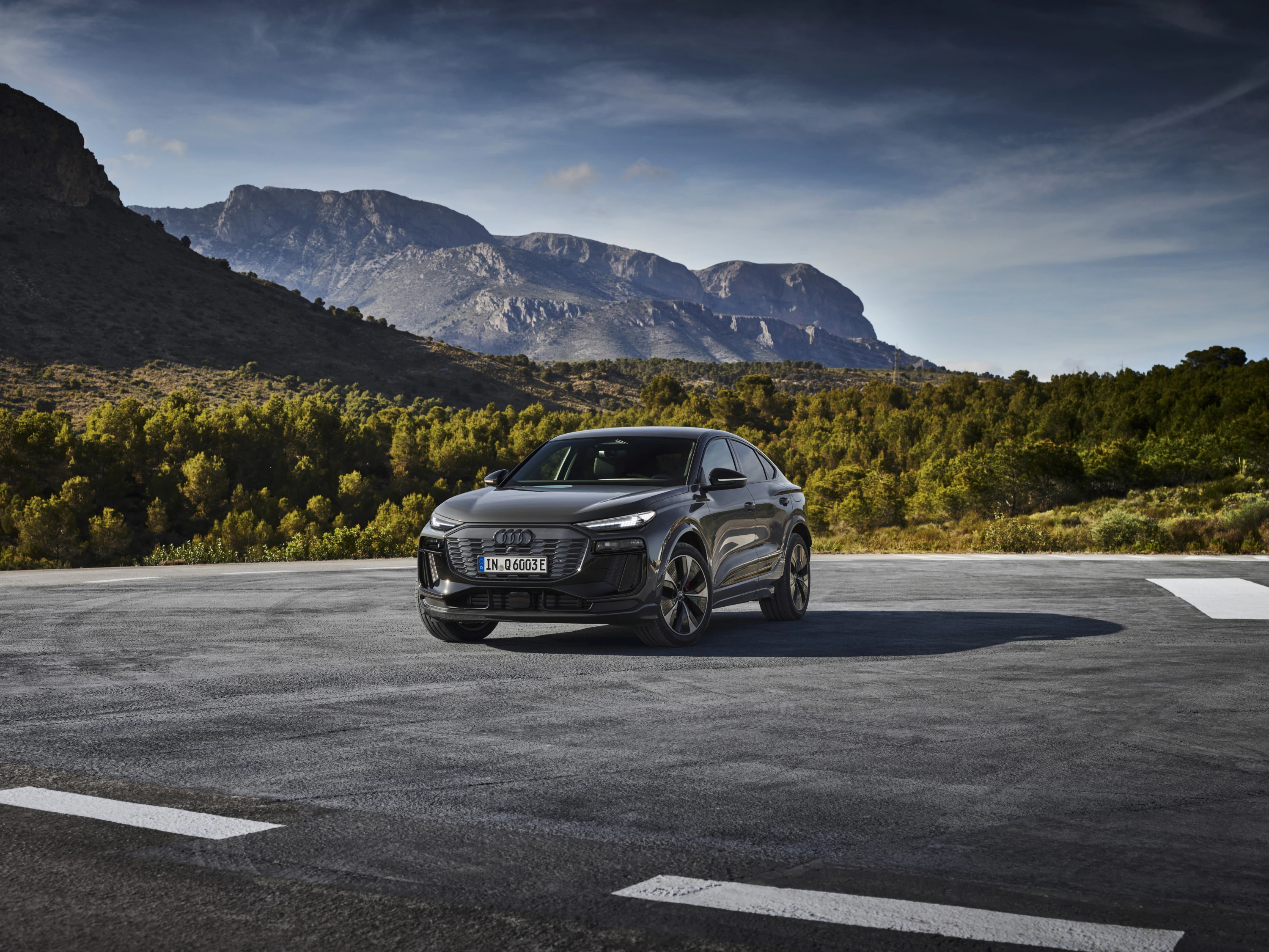 Audi Q6 Sportback e-tron quattro exterior view