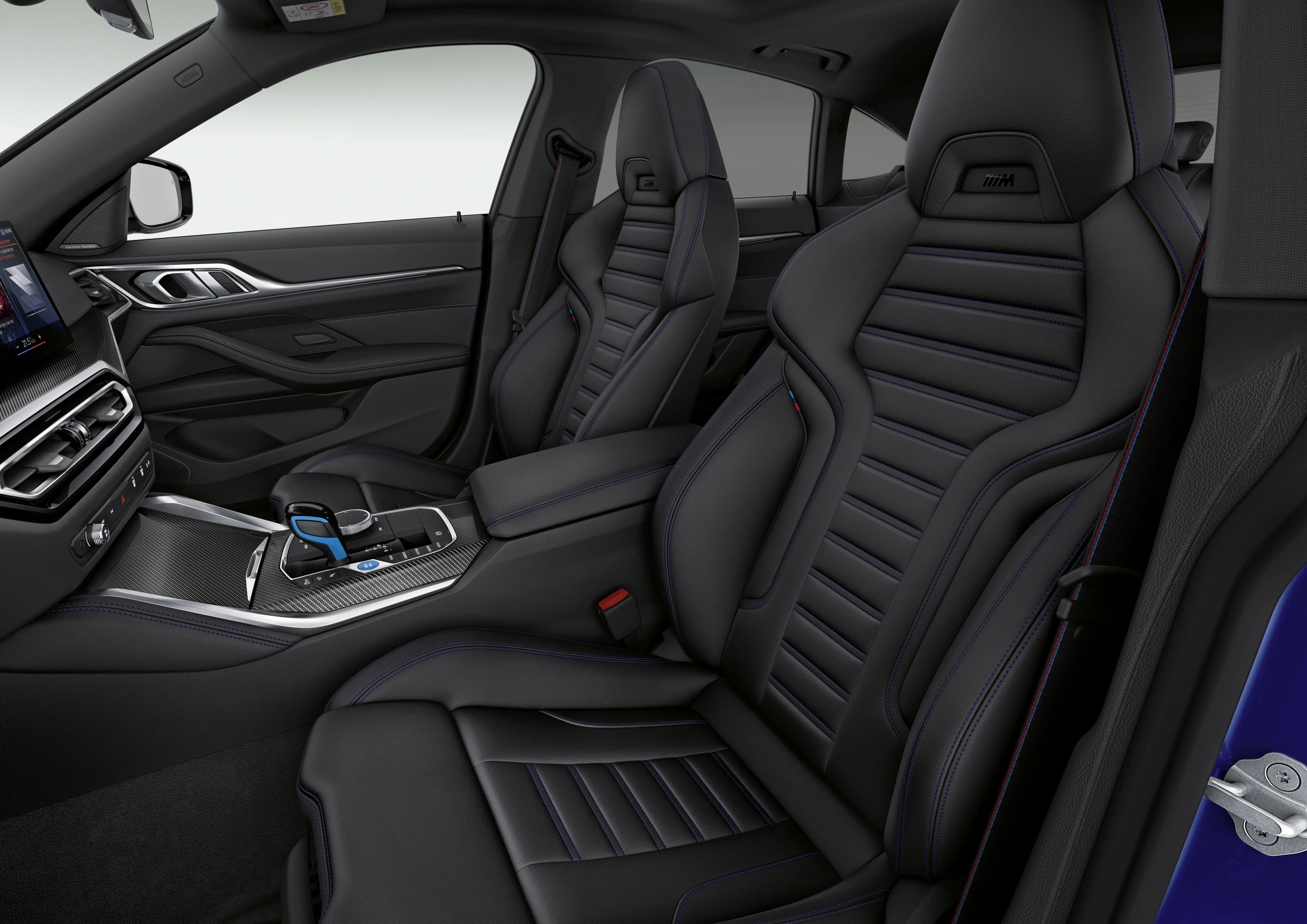 BMW i4 M60 xDrive frontseats view