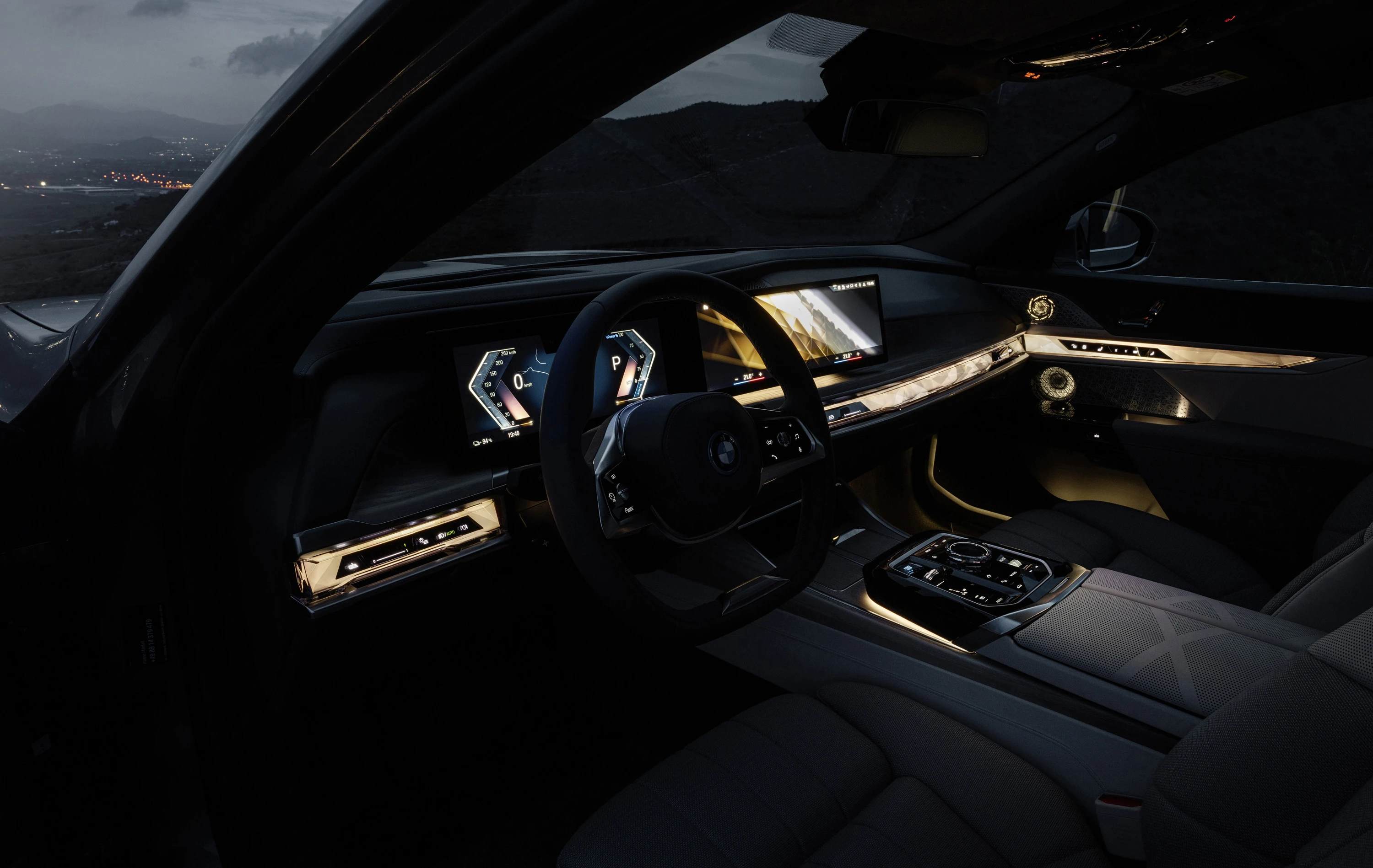BMW i7 xDrive60 interior view