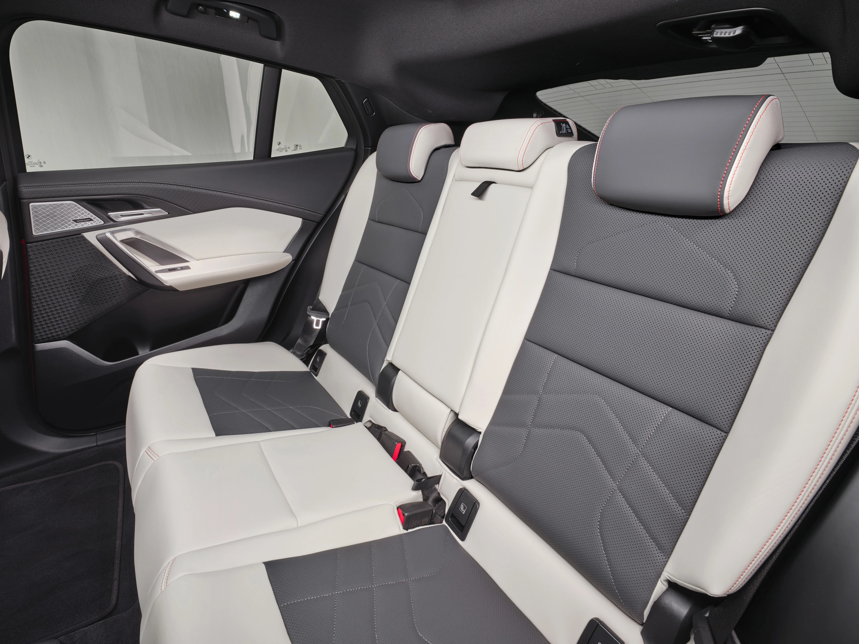BMW iX2 xDrive30 secondrowseats view