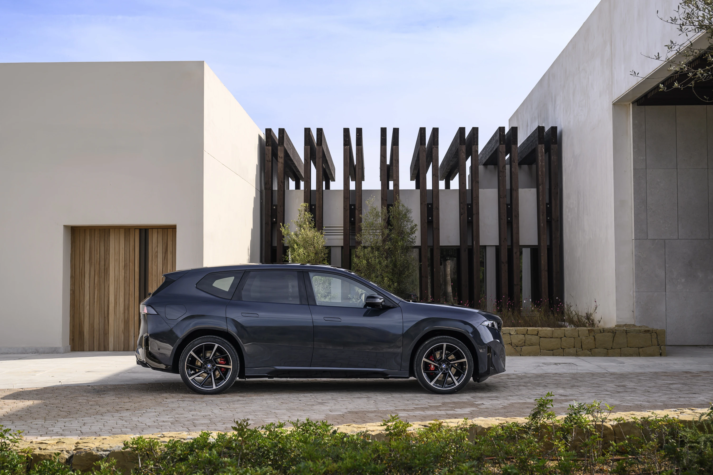 BMW iX3 40 exterior view
