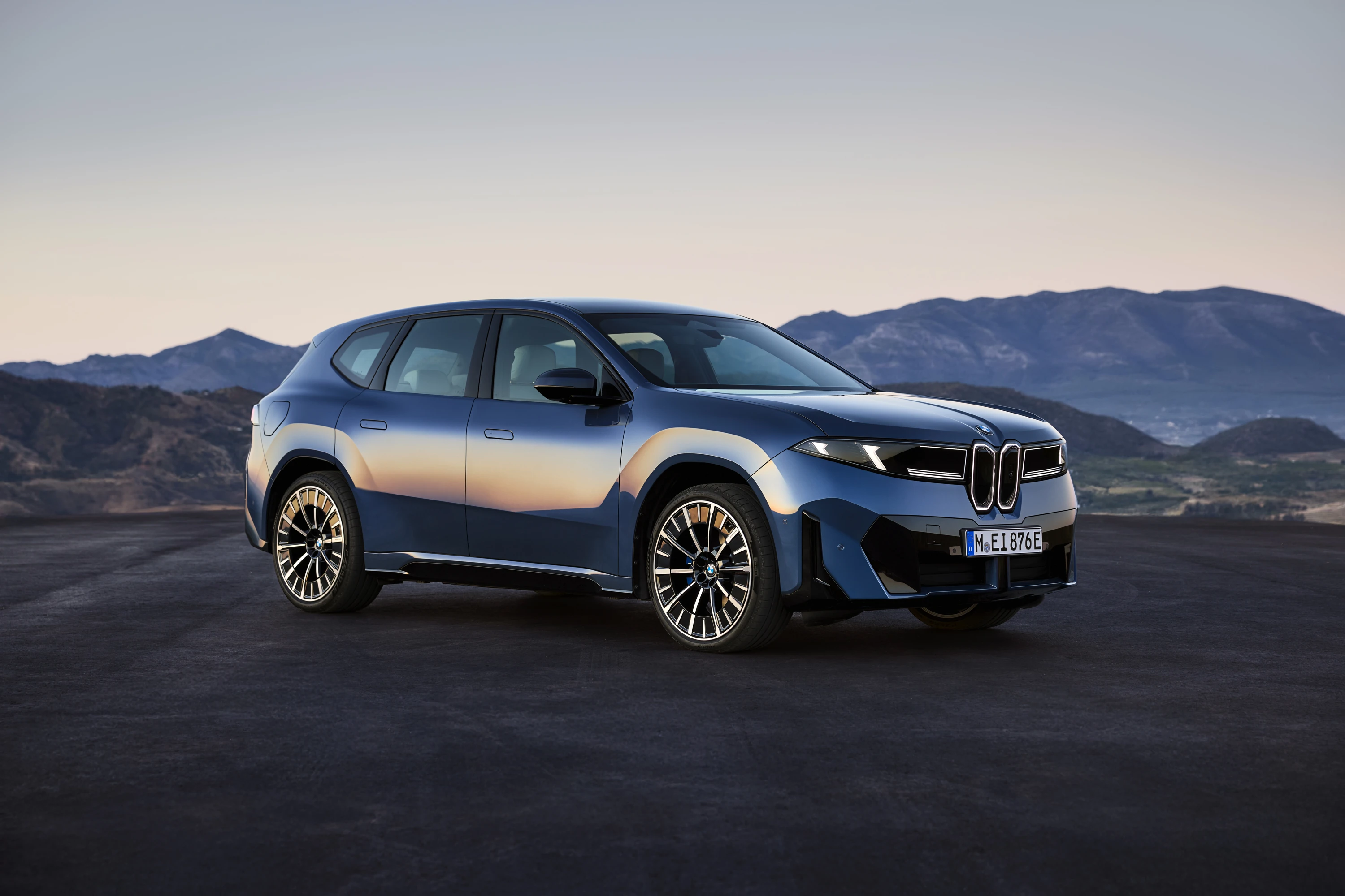 BMW iX3 40 exterior view