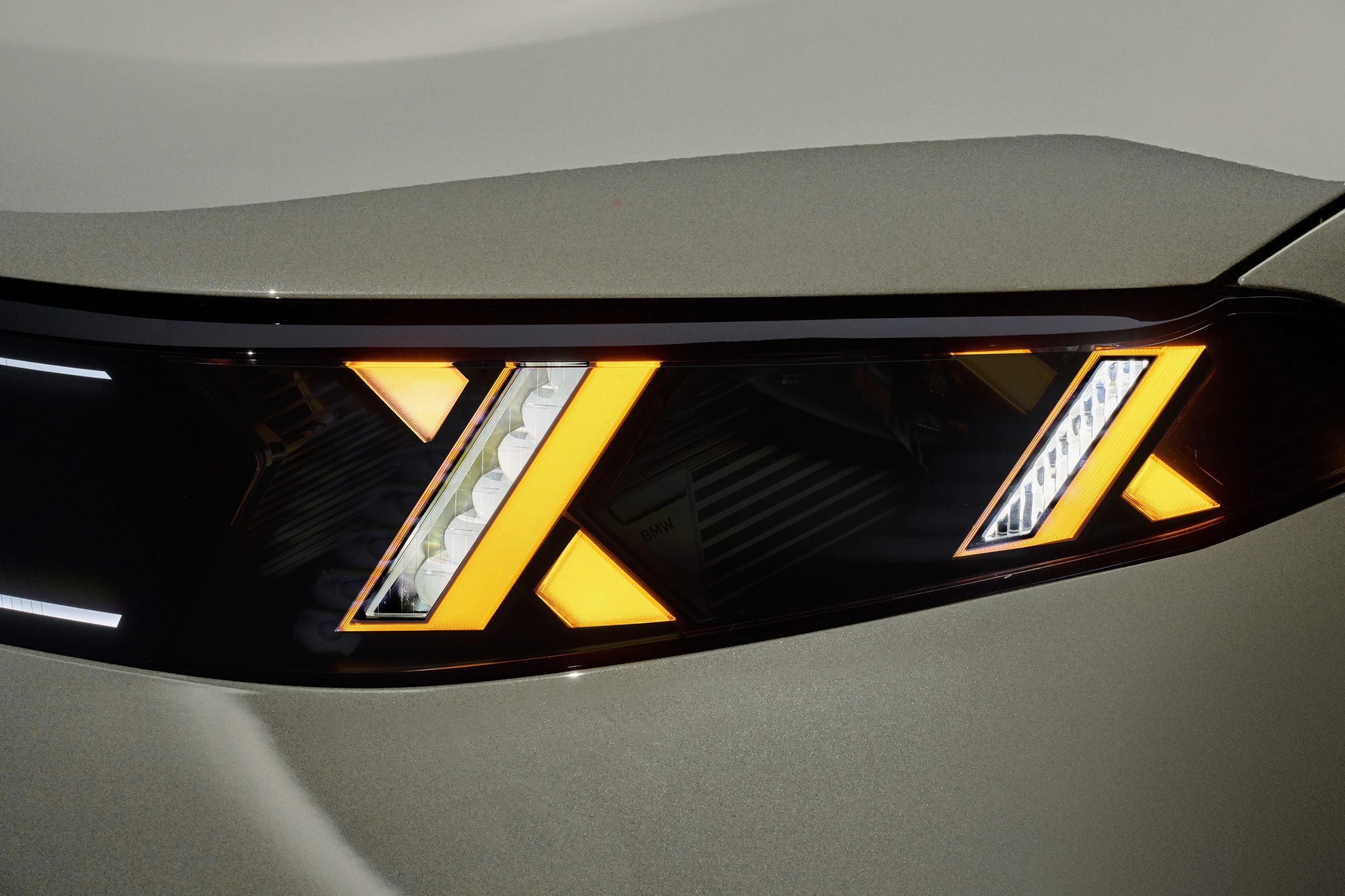 BMW iX5 60 xDrive headlights view