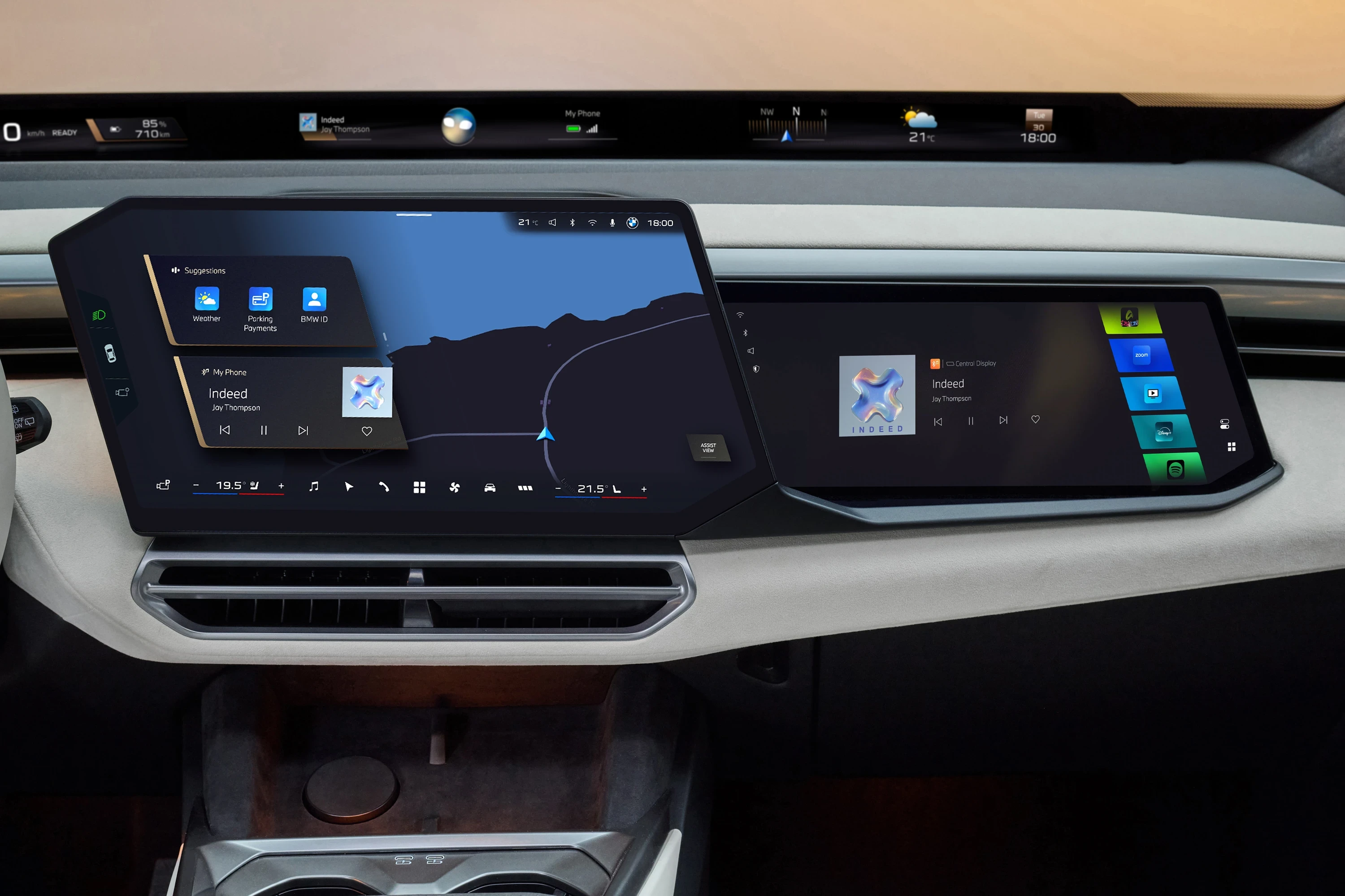 BMW iX5 60 xDrive screens view