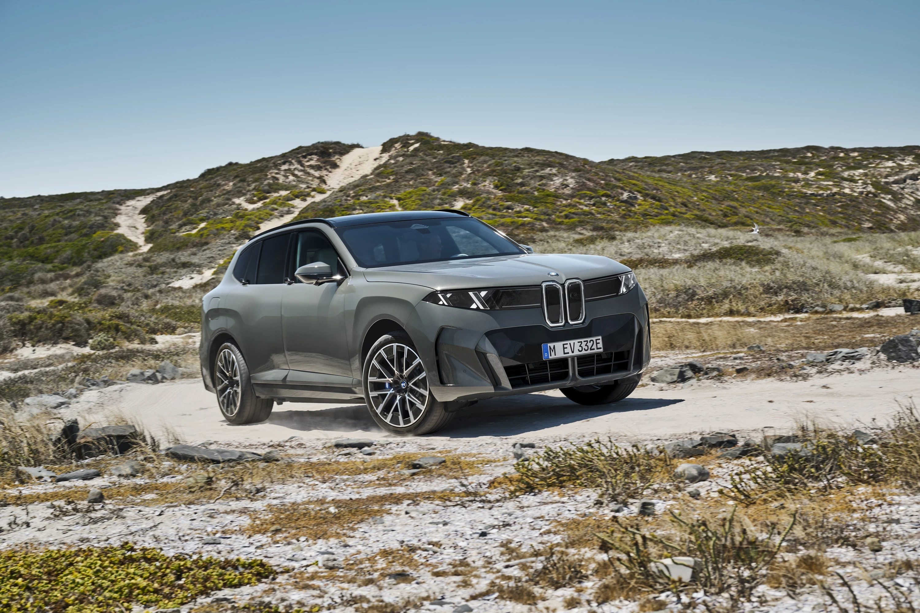 BMW iX5 60 xDrive exterior view