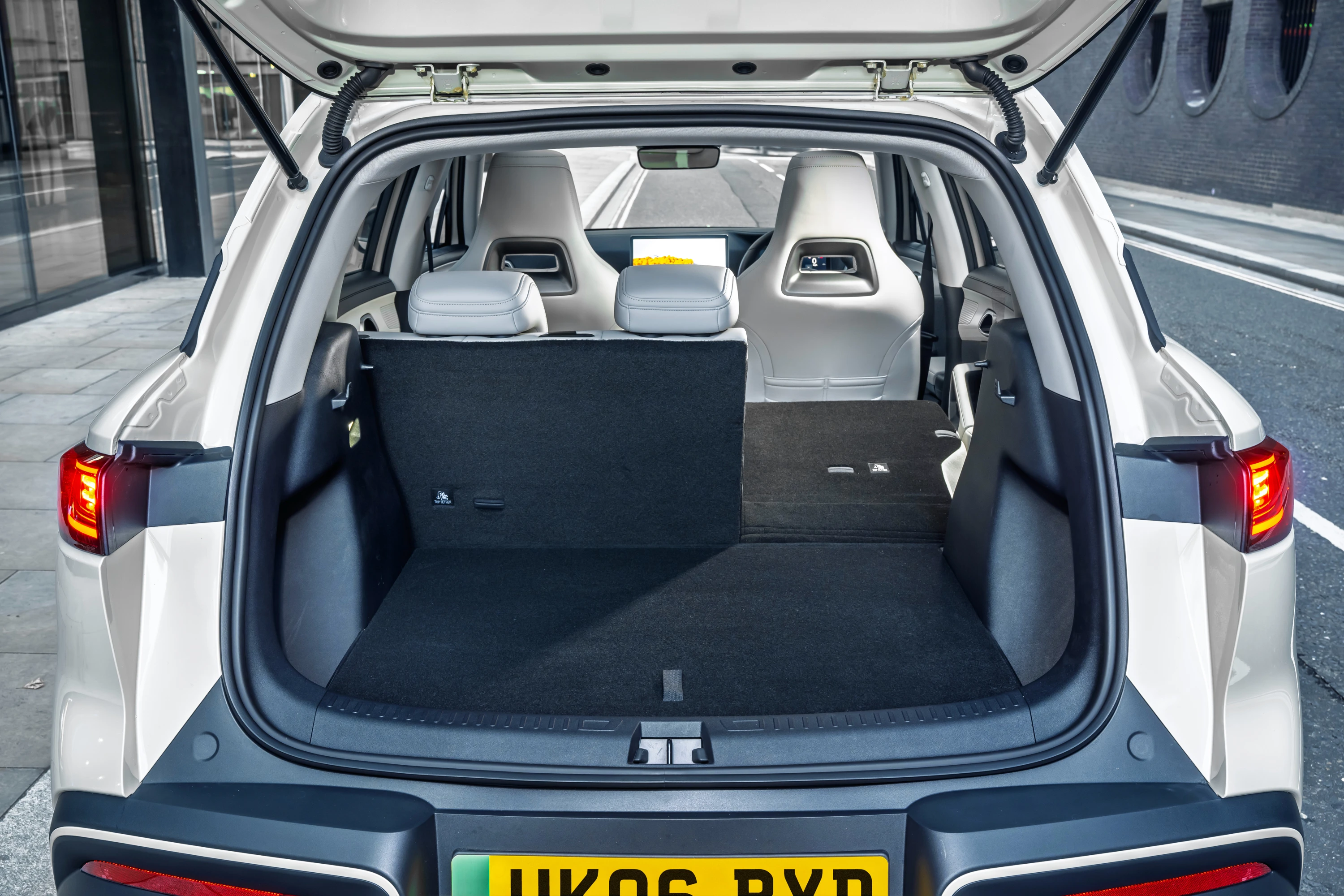 BYD ATTO 2 45.12 kWh trunk view