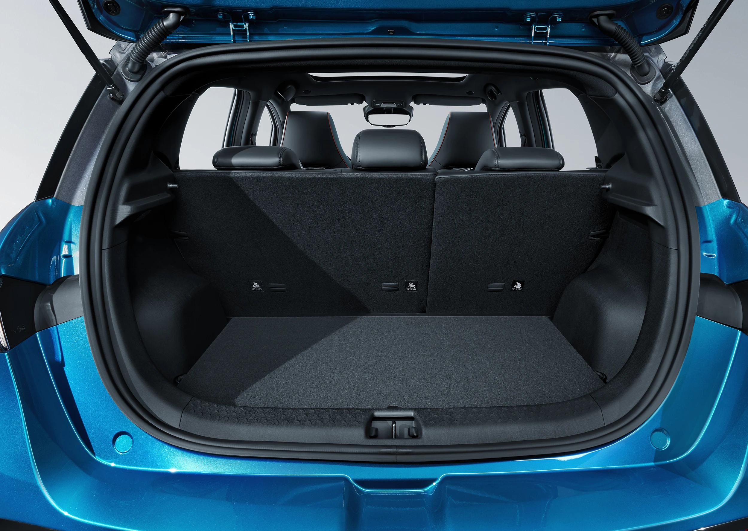 BYD Dolphin 44.9kWh trunk view