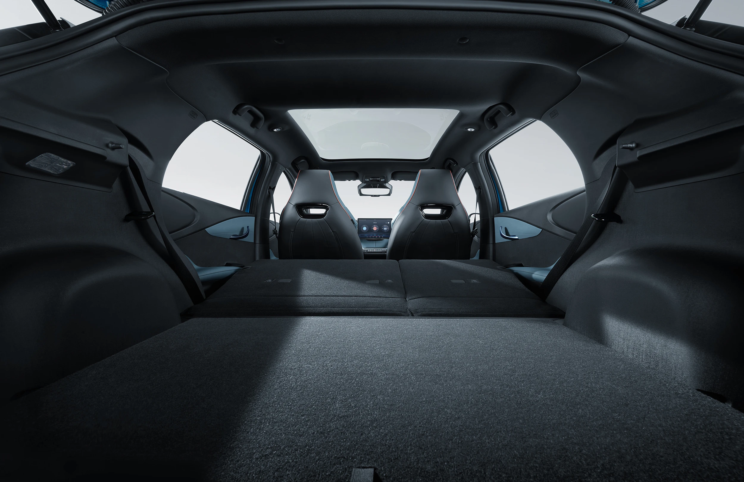 BYD Dolphin 44.9kWh trunk view