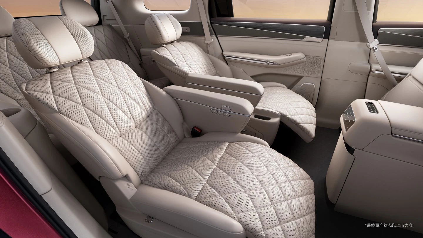 BYD Great Tang EV 850 AWD secondrowseats view