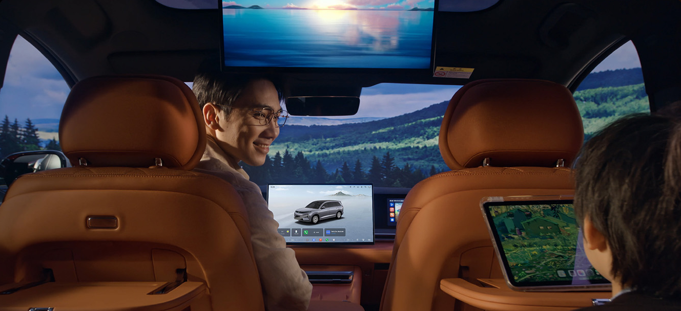 BYD Great Tang EV 950 RWD interior view
