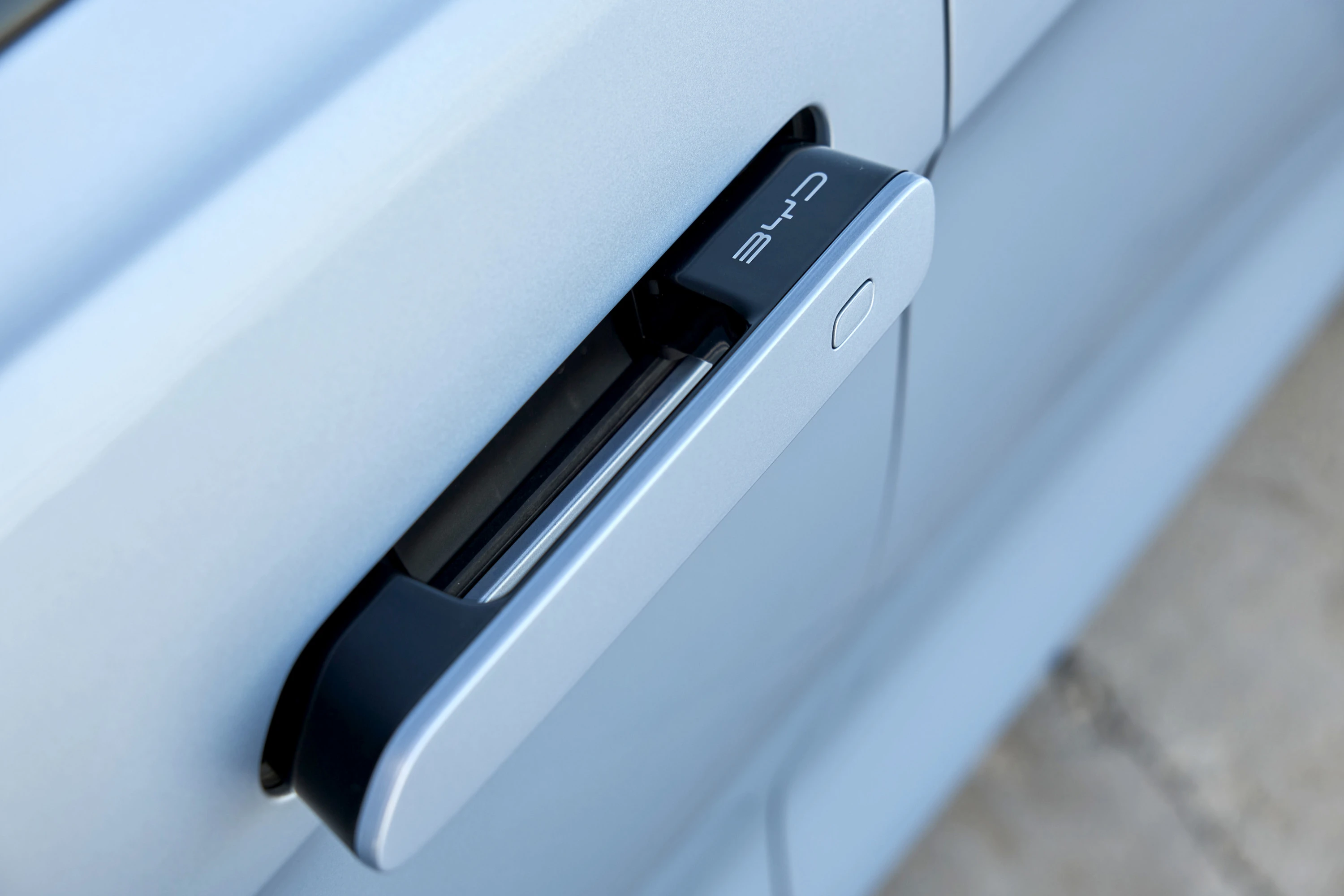 BYD Seal AWD doorhandle view