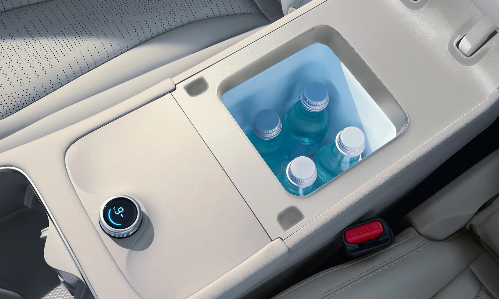 BYD Seal 06 GT 620 interiorstorage view