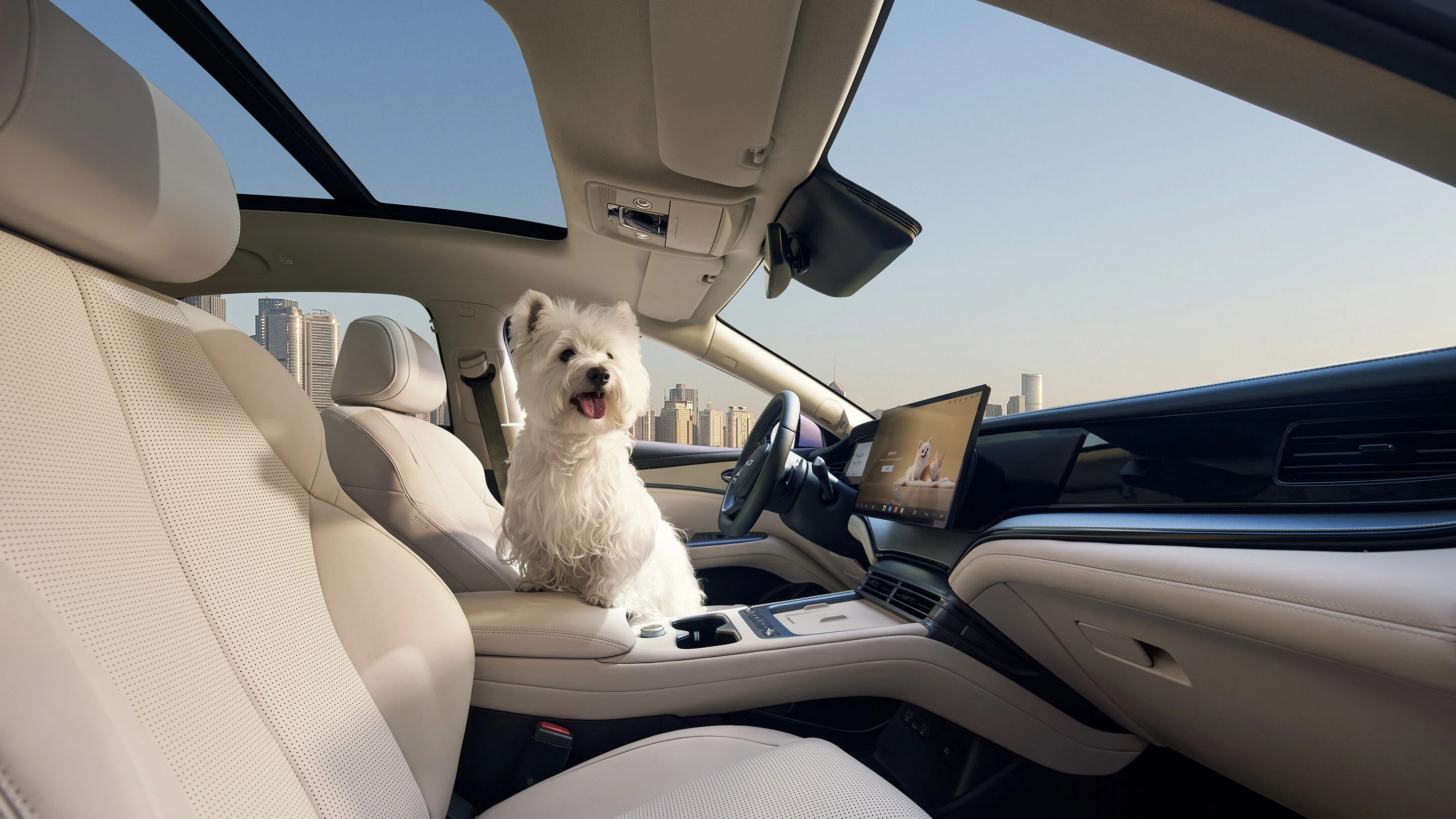 BYD Seal 07 EV frontseats view