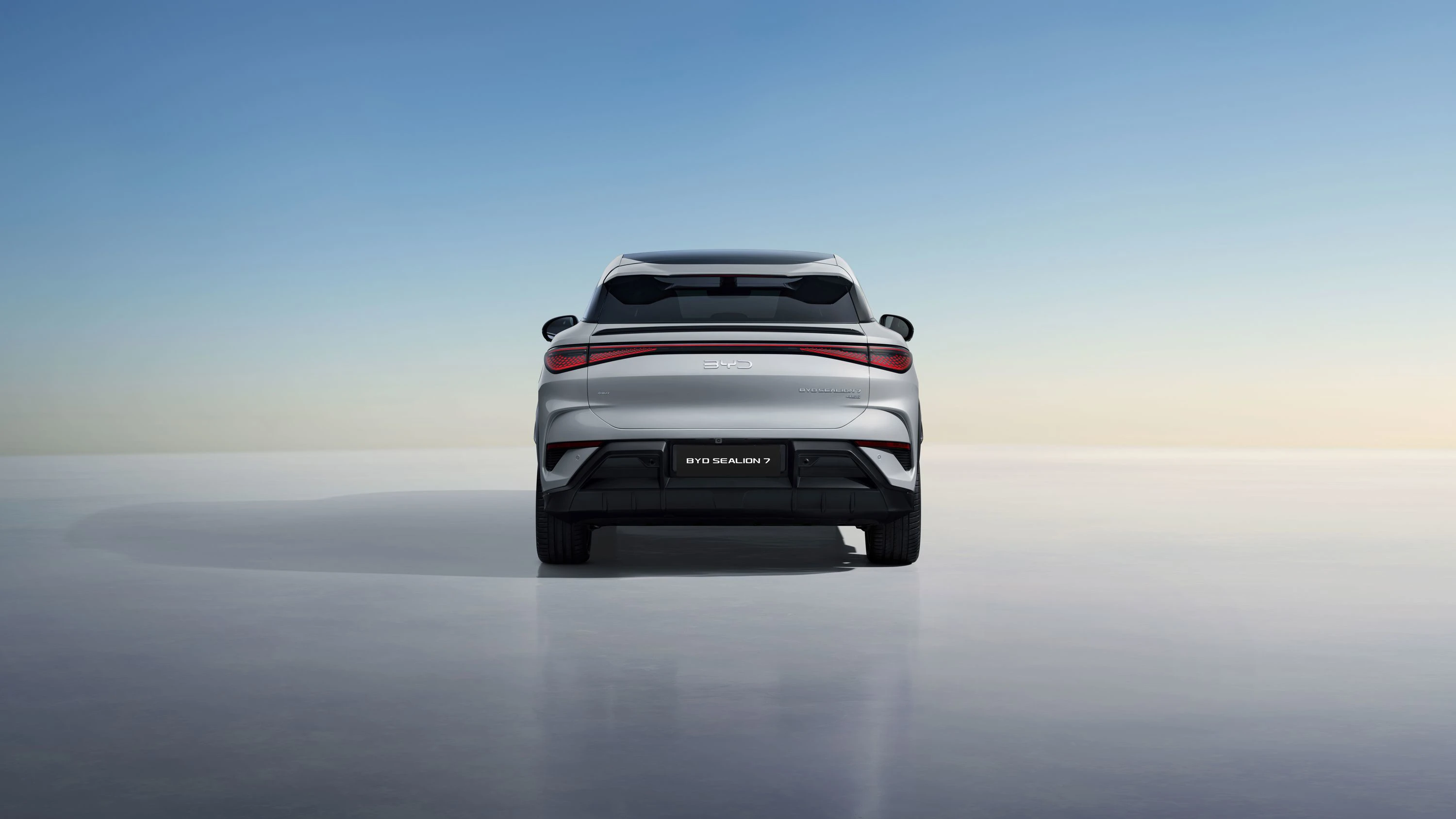 BYD Sealion 7 Excellence exterior view