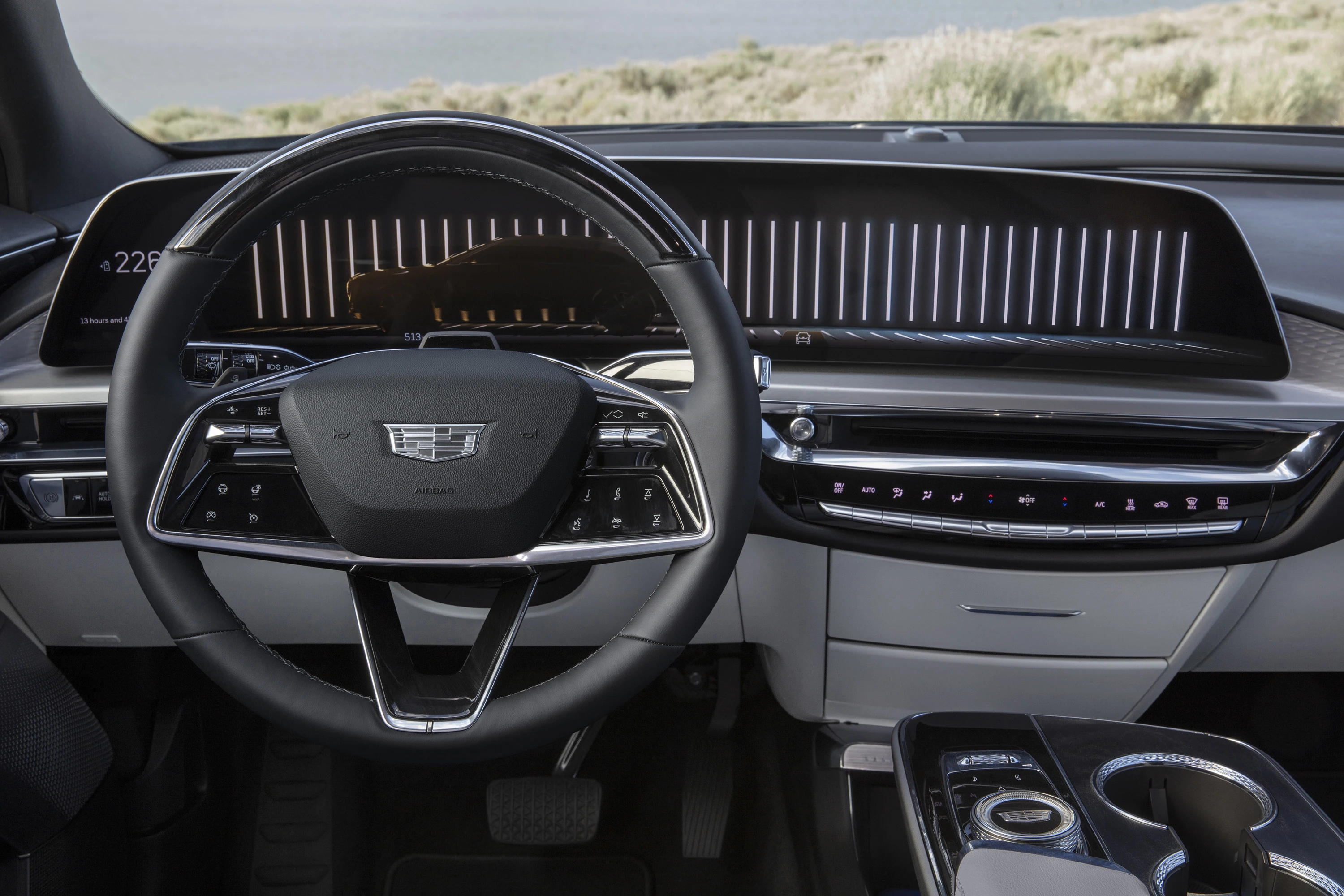 Cadillac LYRIQ AWD screens view