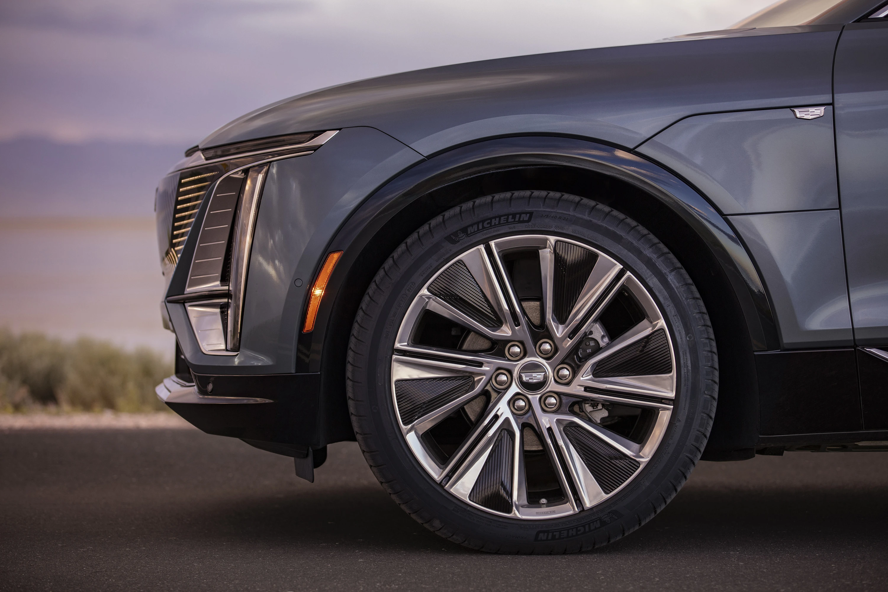 Cadillac LYRIQ RWD wheels view