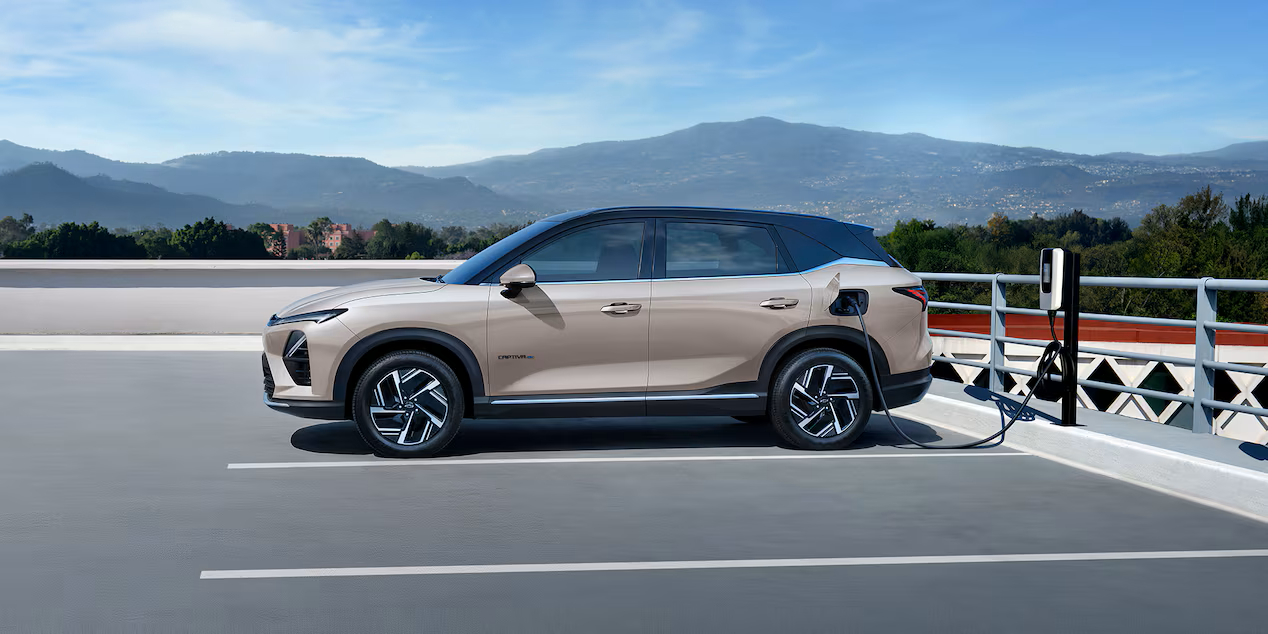 Chevrolet Captiva EV 60 kWh charging view