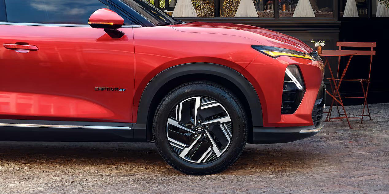 Chevrolet Captiva EV 60 kWh wheels view