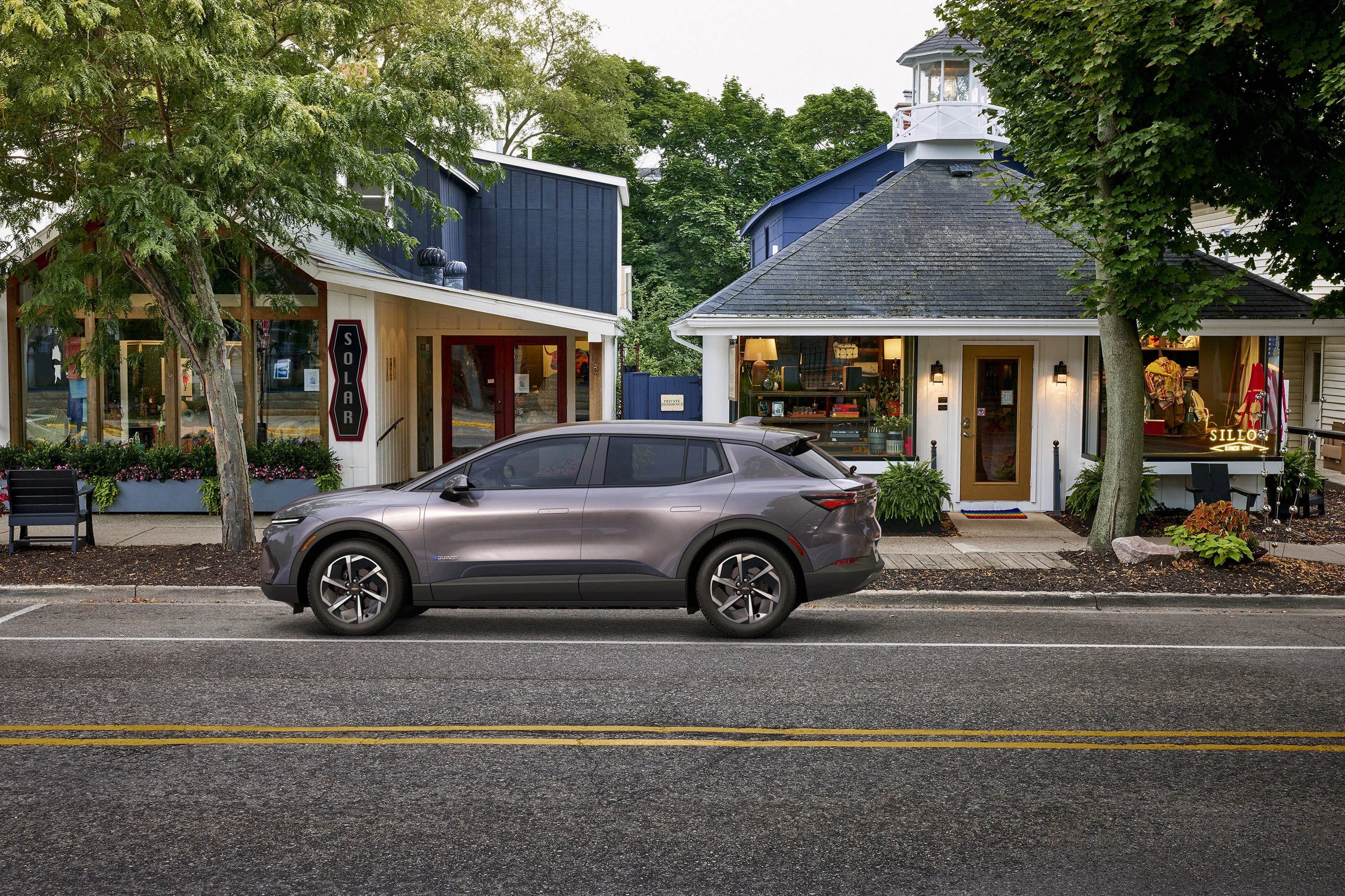 Chevrolet Equinox EV AWD exterior view