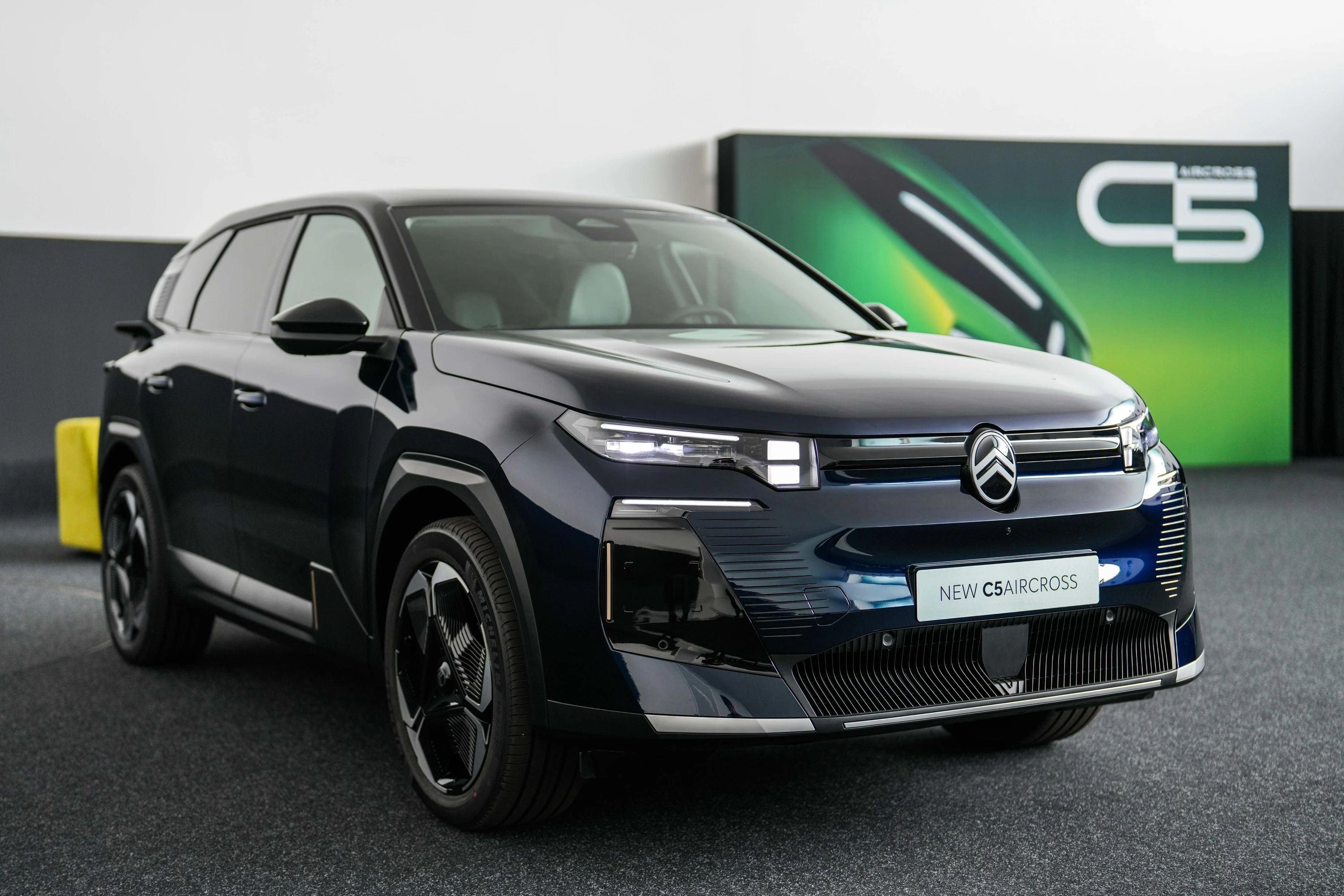 Citroën ë-C5 Aircross Long Range exterior view