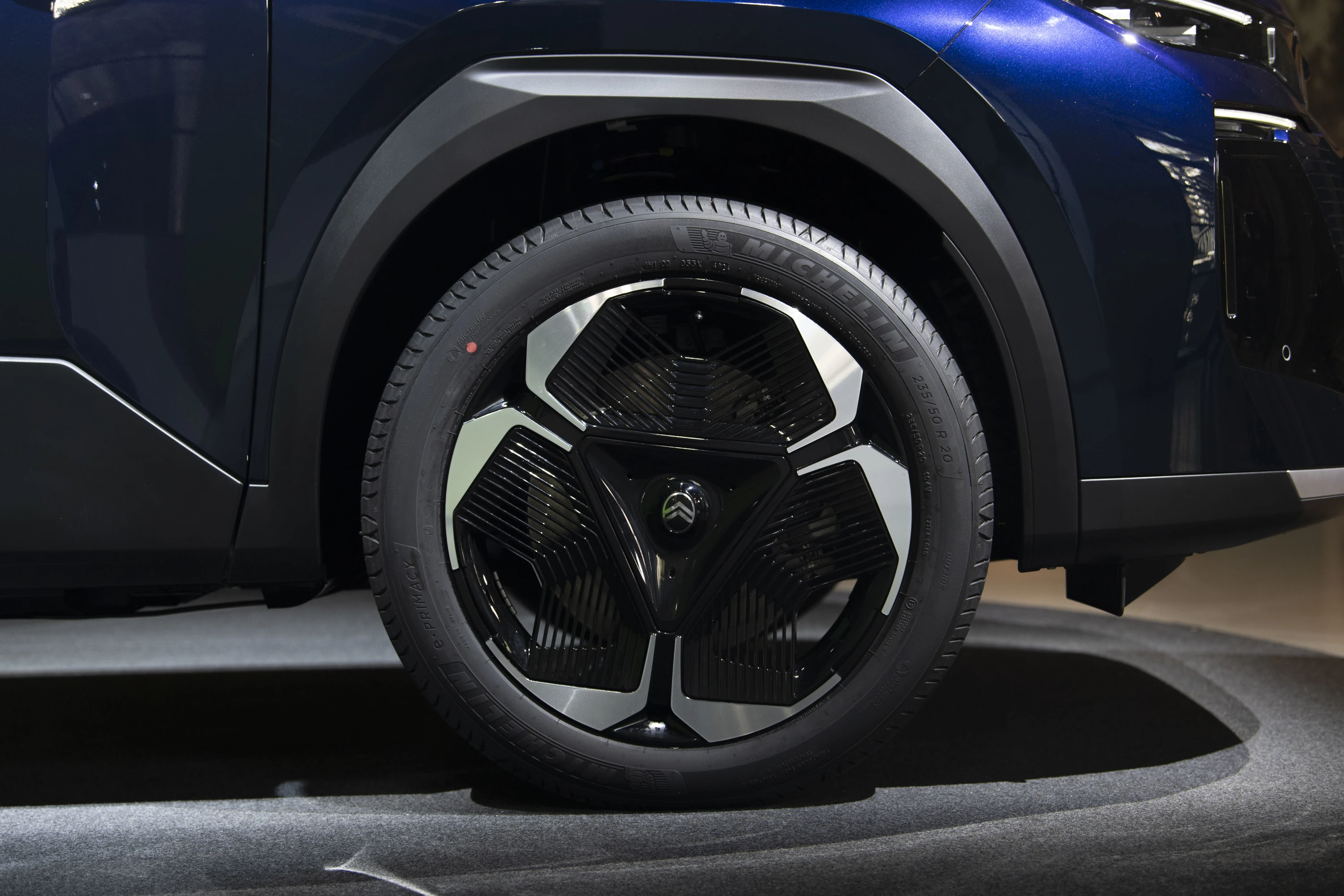 Citroën ë-C5 Aircross Long Range wheels view