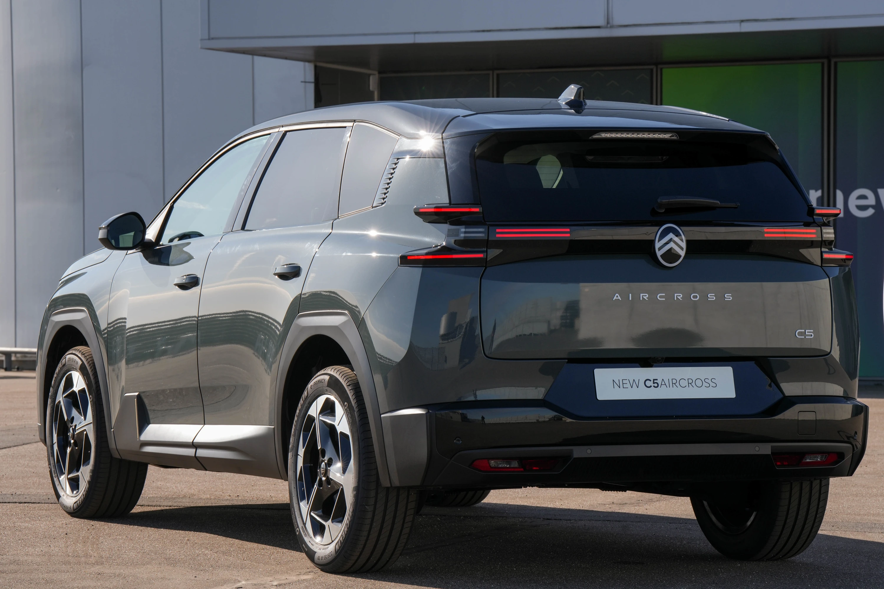 Citroën ë-C5 Aircross Long Range exterior view