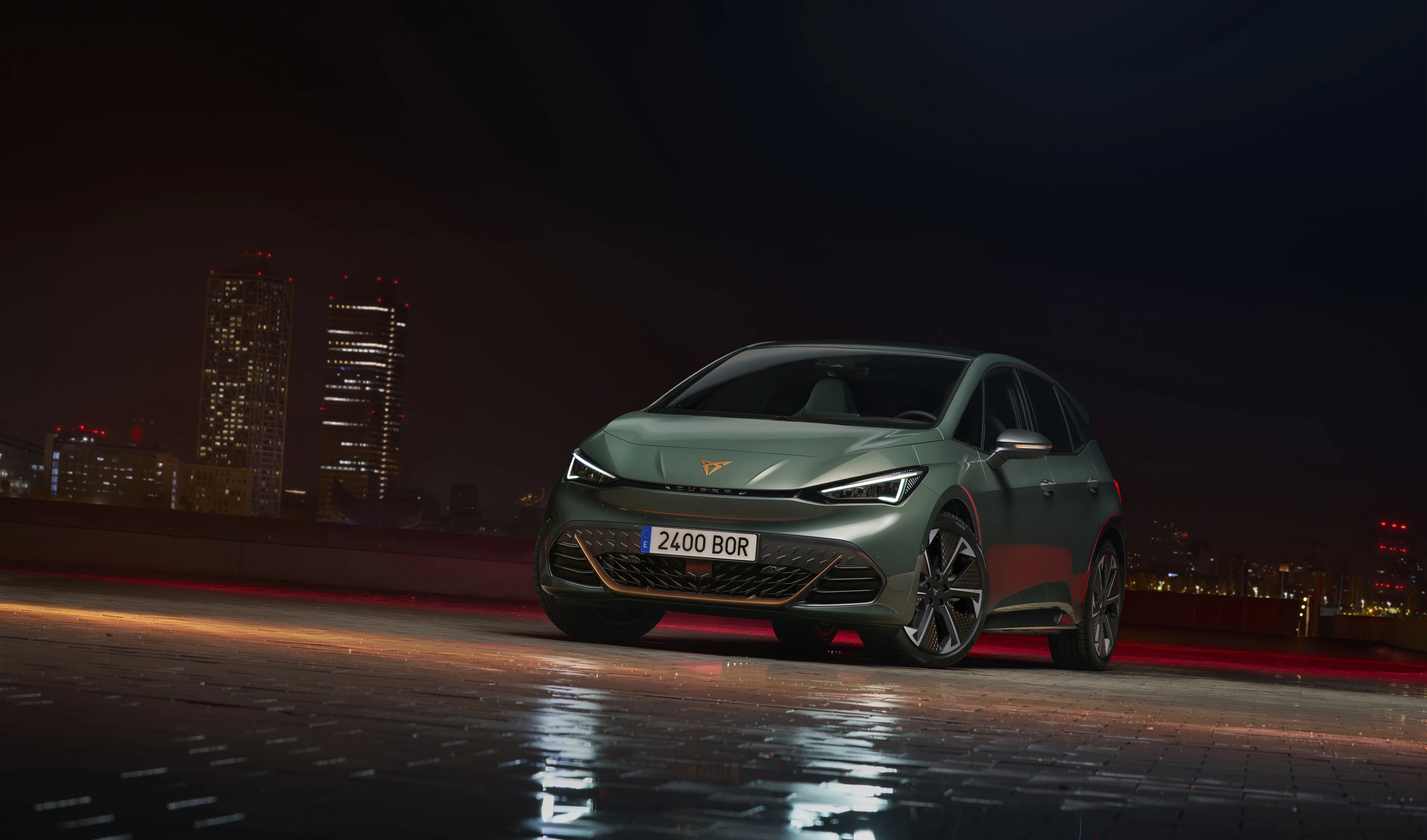 CUPRA BORN VZ exterior view