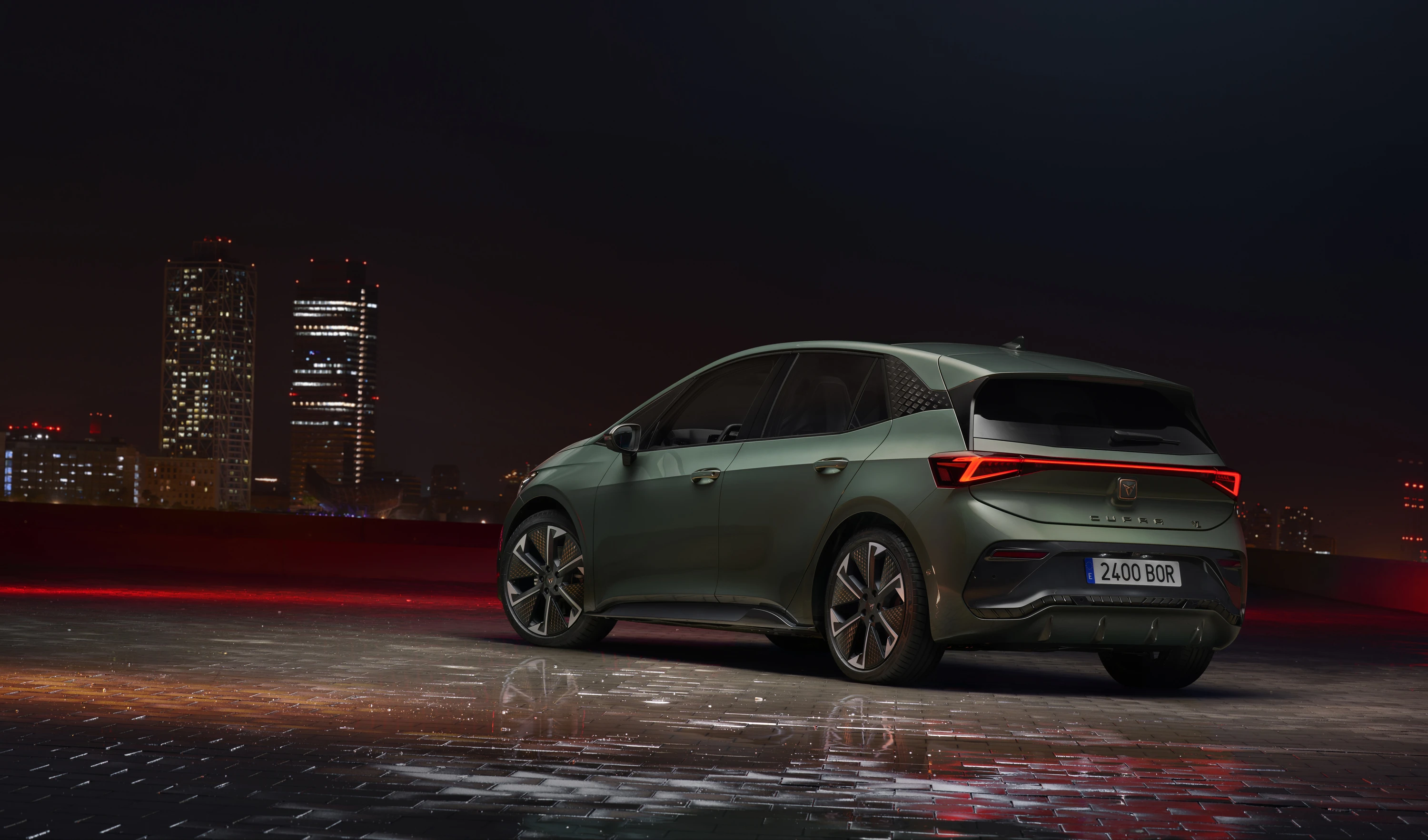 CUPRA BORN VZ exterior view