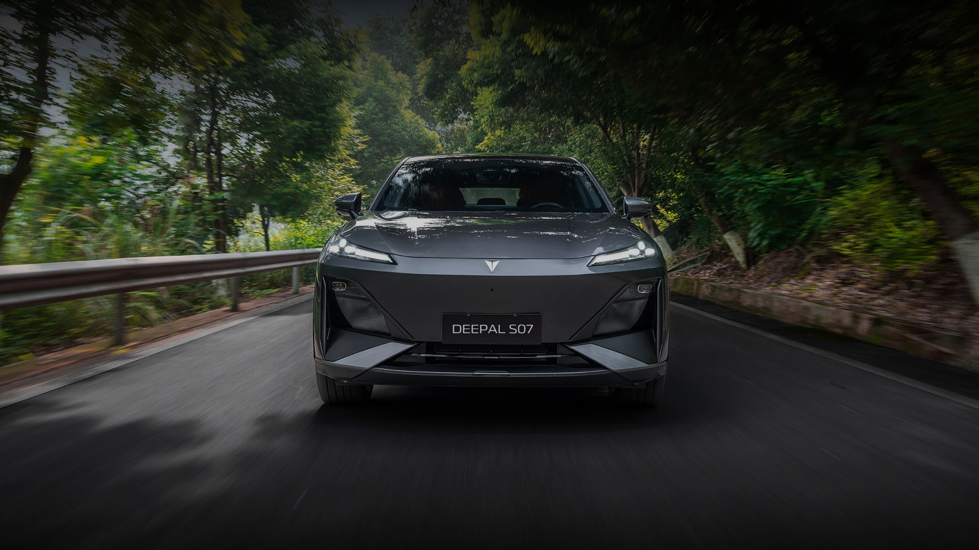 Deepal S07 Long Range exterior view
